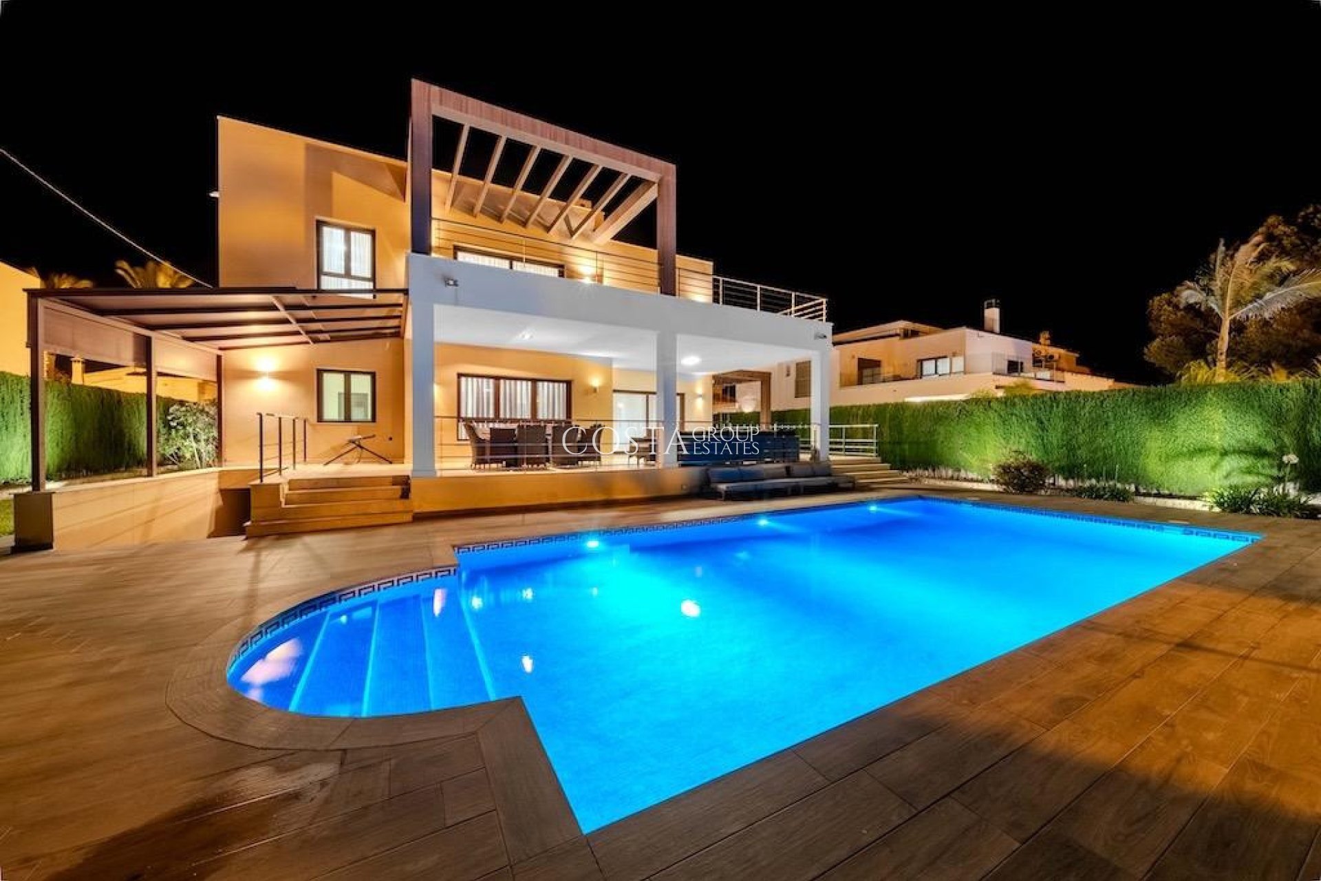Wiederverkauf - Villa -
Orihuela Costa - Cabo Roig