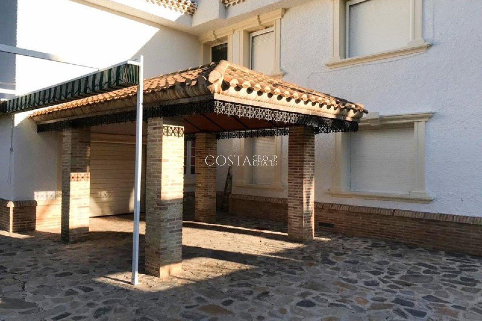 Wiederverkauf - Villa -
Orihuela Costa - Cabo Roig