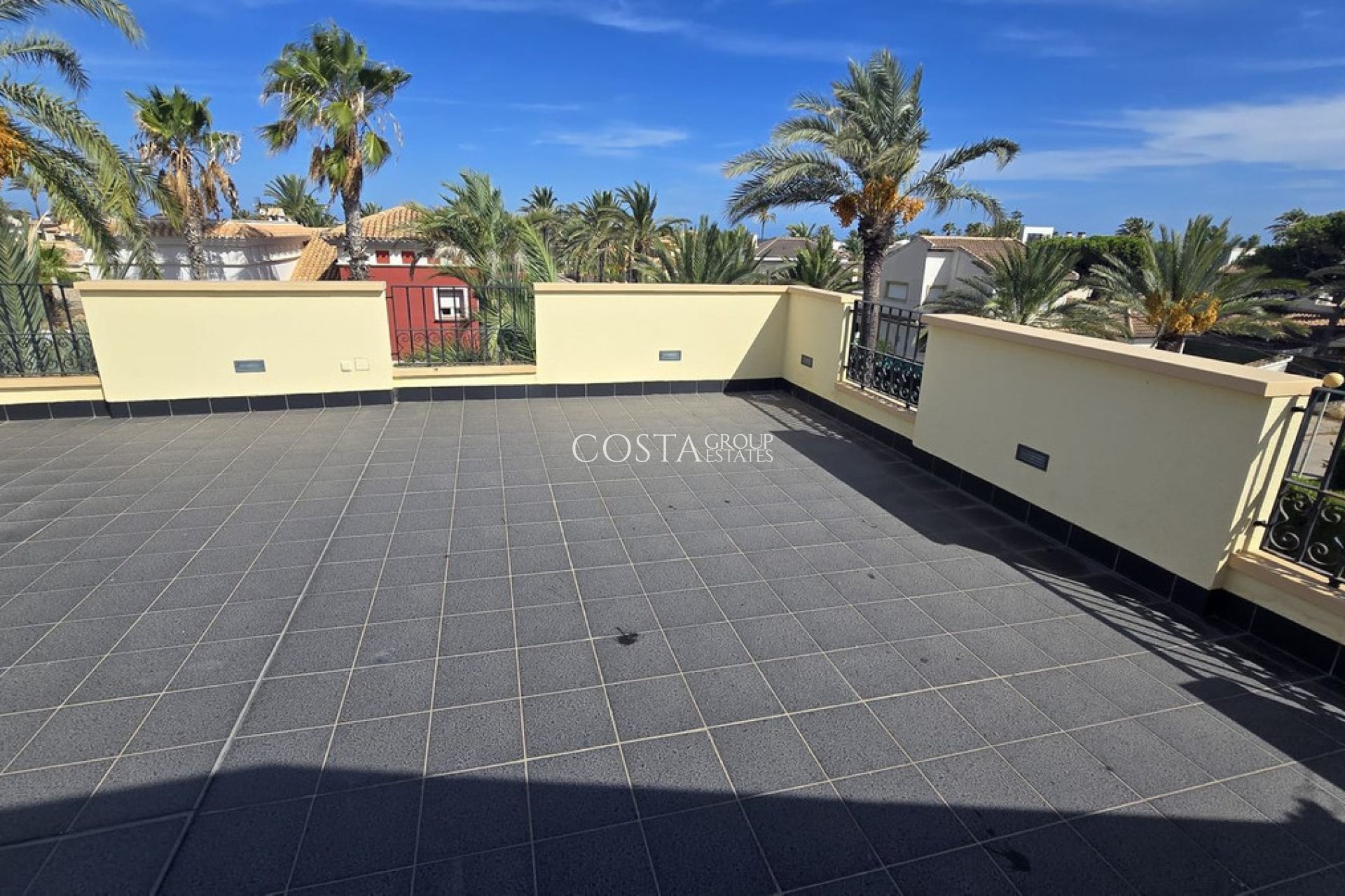 Wiederverkauf - Villa -
Orihuela Costa - Cabo Roig