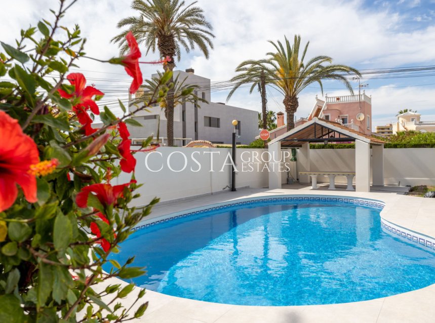 Wiederverkauf - Villa -
Orihuela Costa - Cabo Roig