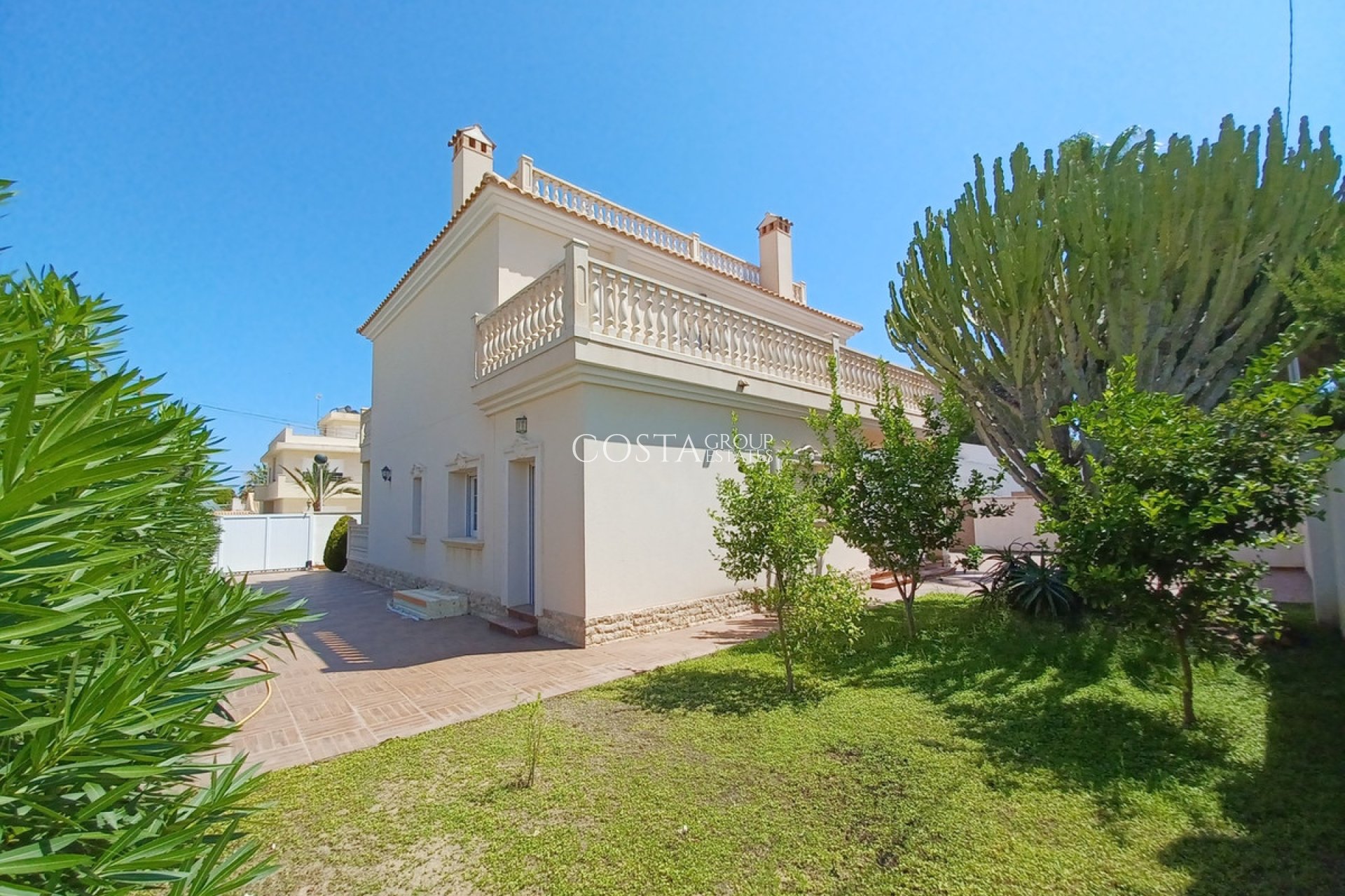 Wiederverkauf - Villa -
Orihuela Costa - Cabo Roig