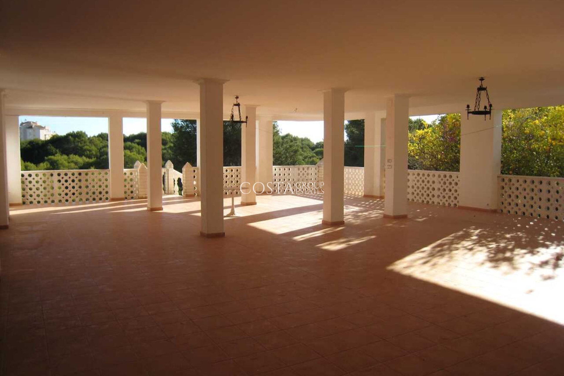 Wiederverkauf - Villa -
Orihuela Costa - Campoamor