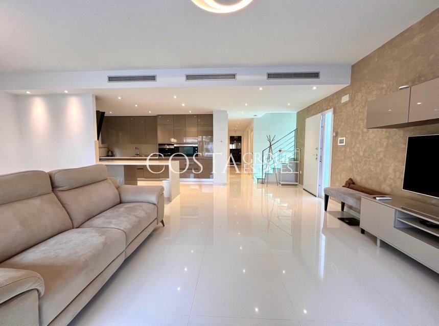 Wiederverkauf - Villa -
Orihuela Costa - Dehesa de Campoamor