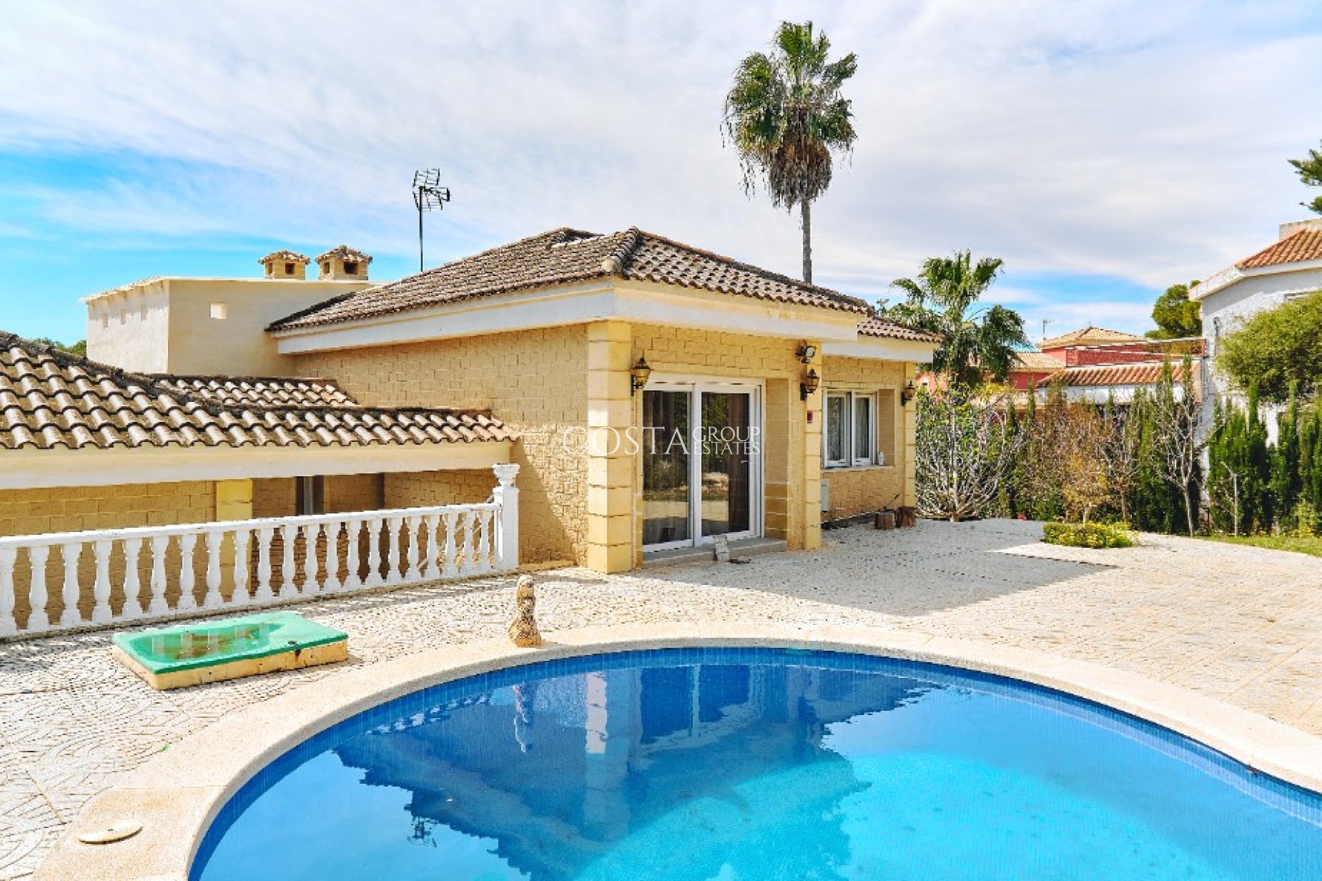 Wiederverkauf - Villa -
Orihuela Costa - Dehesa de Campoamor