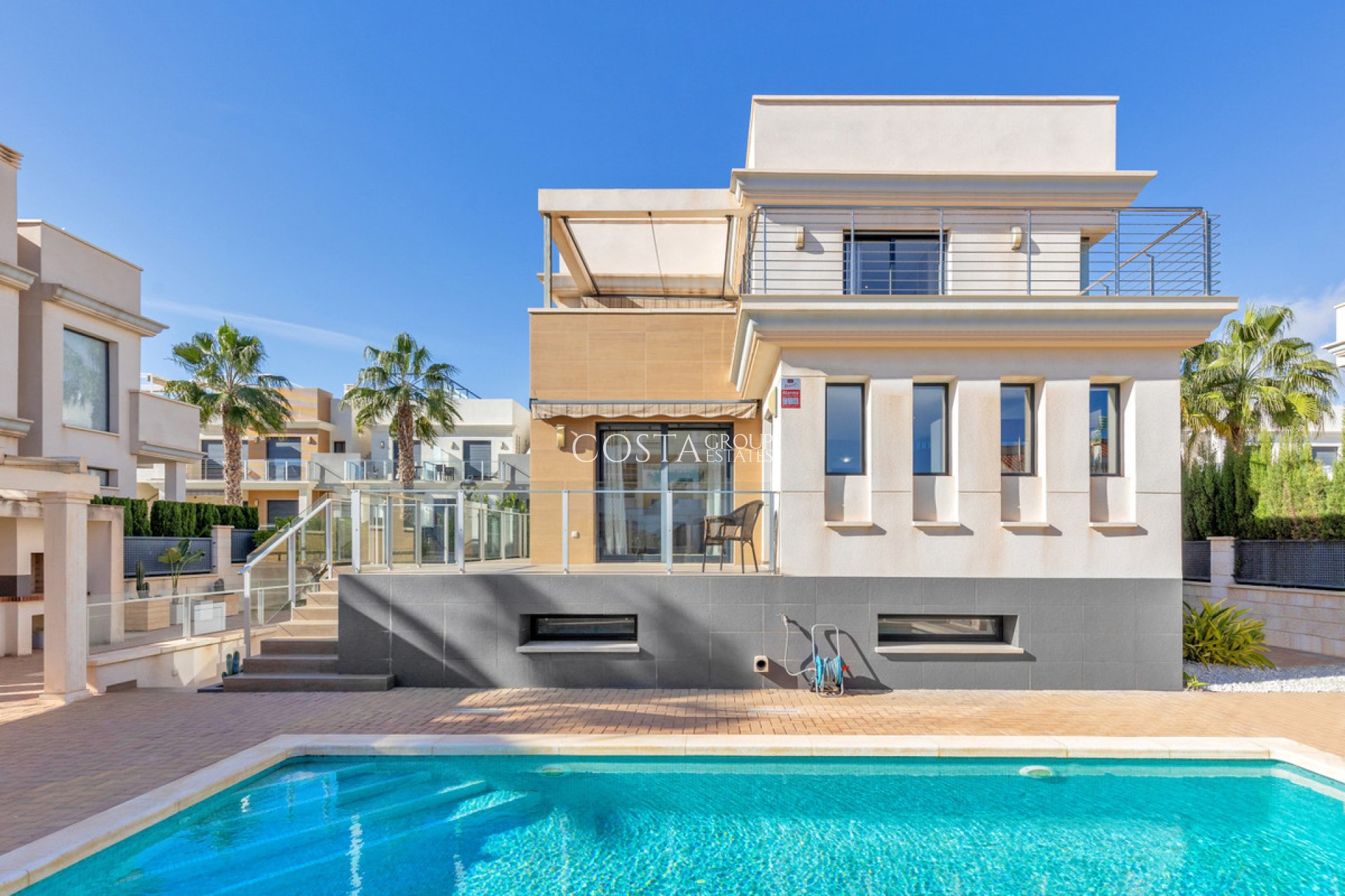 Wiederverkauf - Villa -
Orihuela Costa - La Zenia