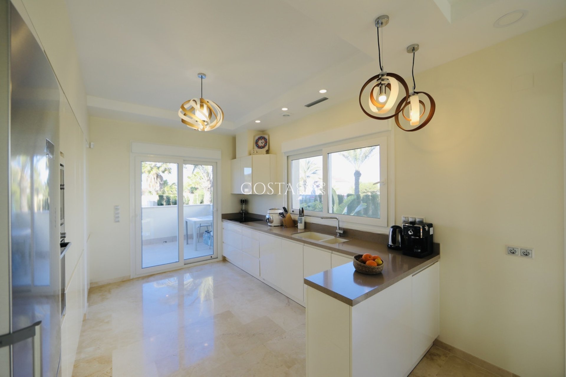 Wiederverkauf - Villa -
Orihuela Costa - La Zenia