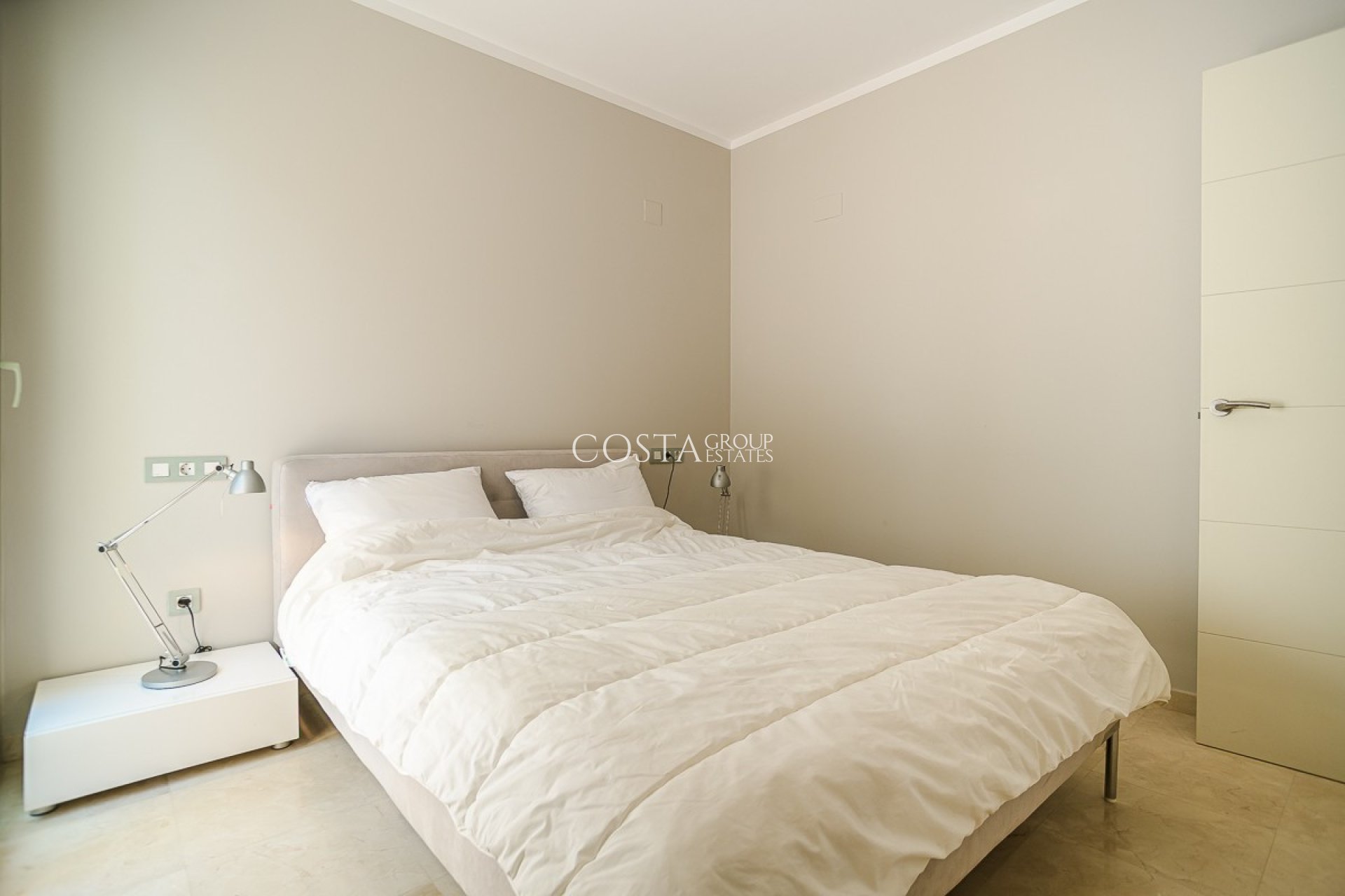 Wiederverkauf - Villa -
Orihuela Costa - Las Colinas Golf