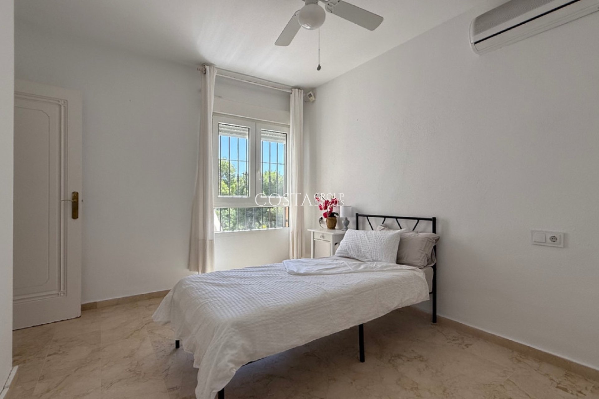 Wiederverkauf - Villa -
Orihuela Costa - Las Ramblas Golf