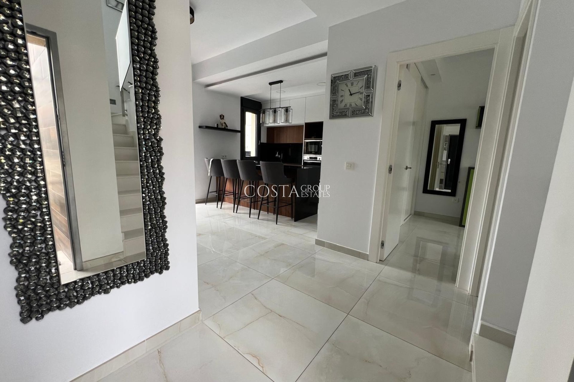 Wiederverkauf - Villa -
Orihuela Costa - Lomas De Cabo Roig