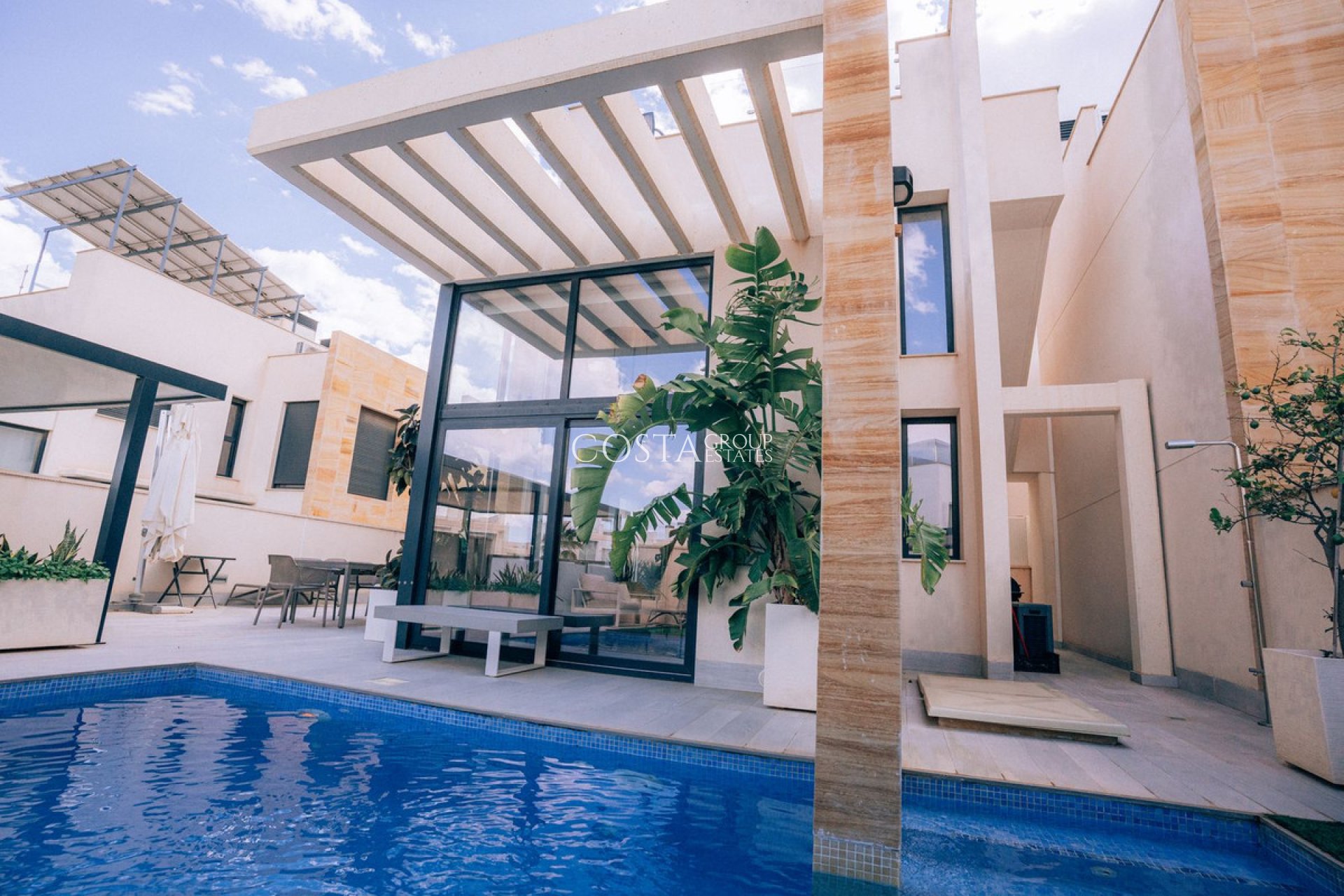 Wiederverkauf - Villa -
Orihuela Costa - Lomas de Cabo Roig