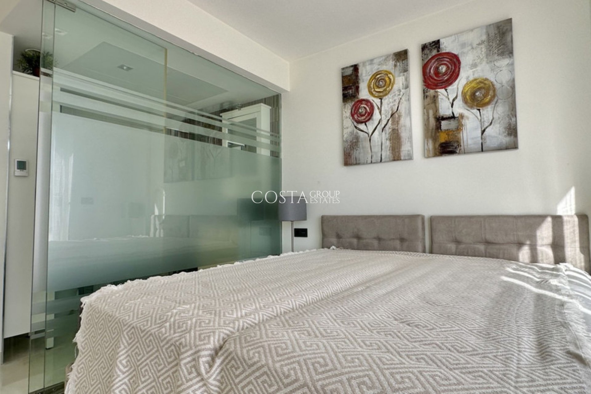 Wiederverkauf - Villa -
Orihuela Costa - Lomas de Cabo Roig