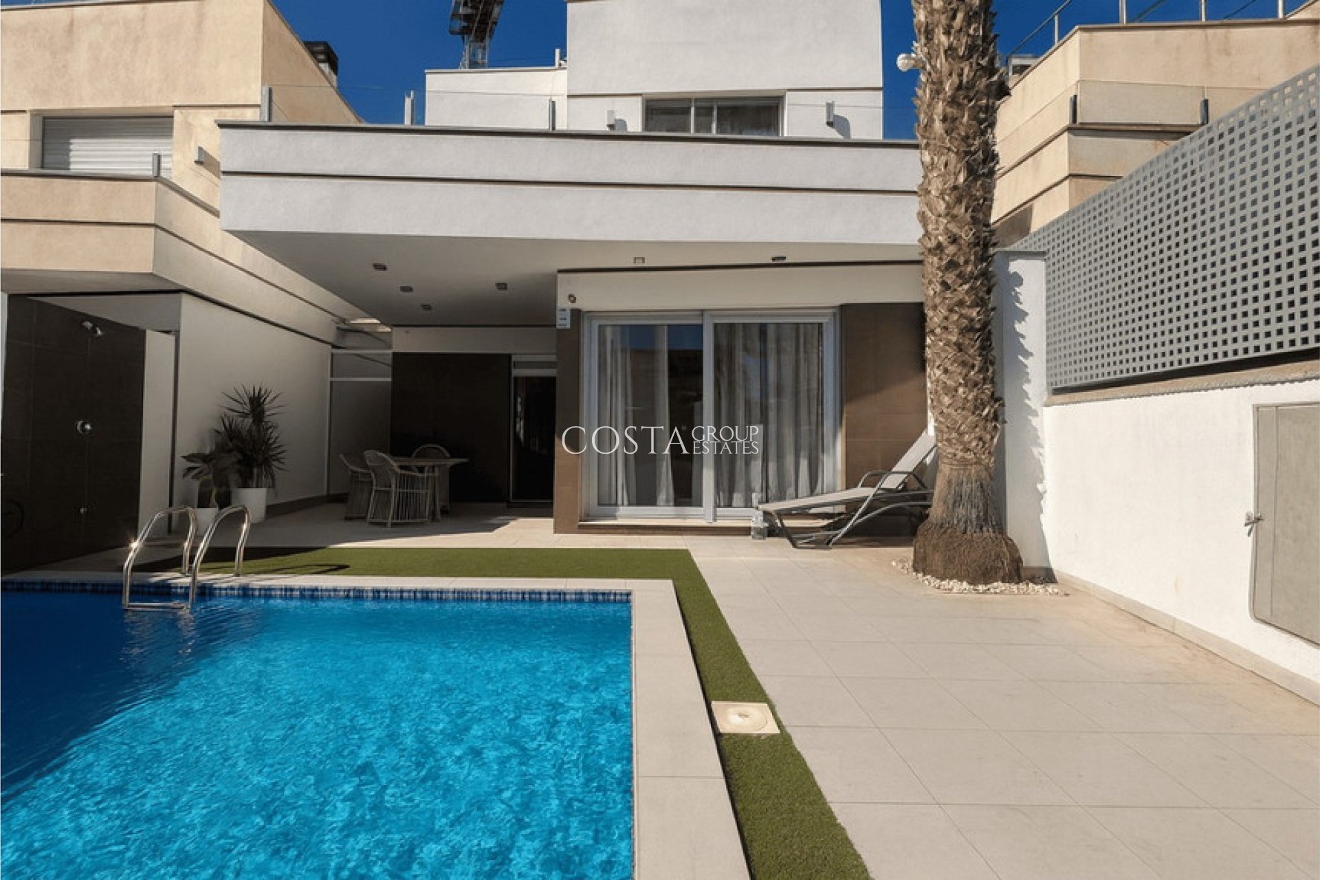 Wiederverkauf - Villa -
Orihuela Costa - Lomas de Cabo Roig