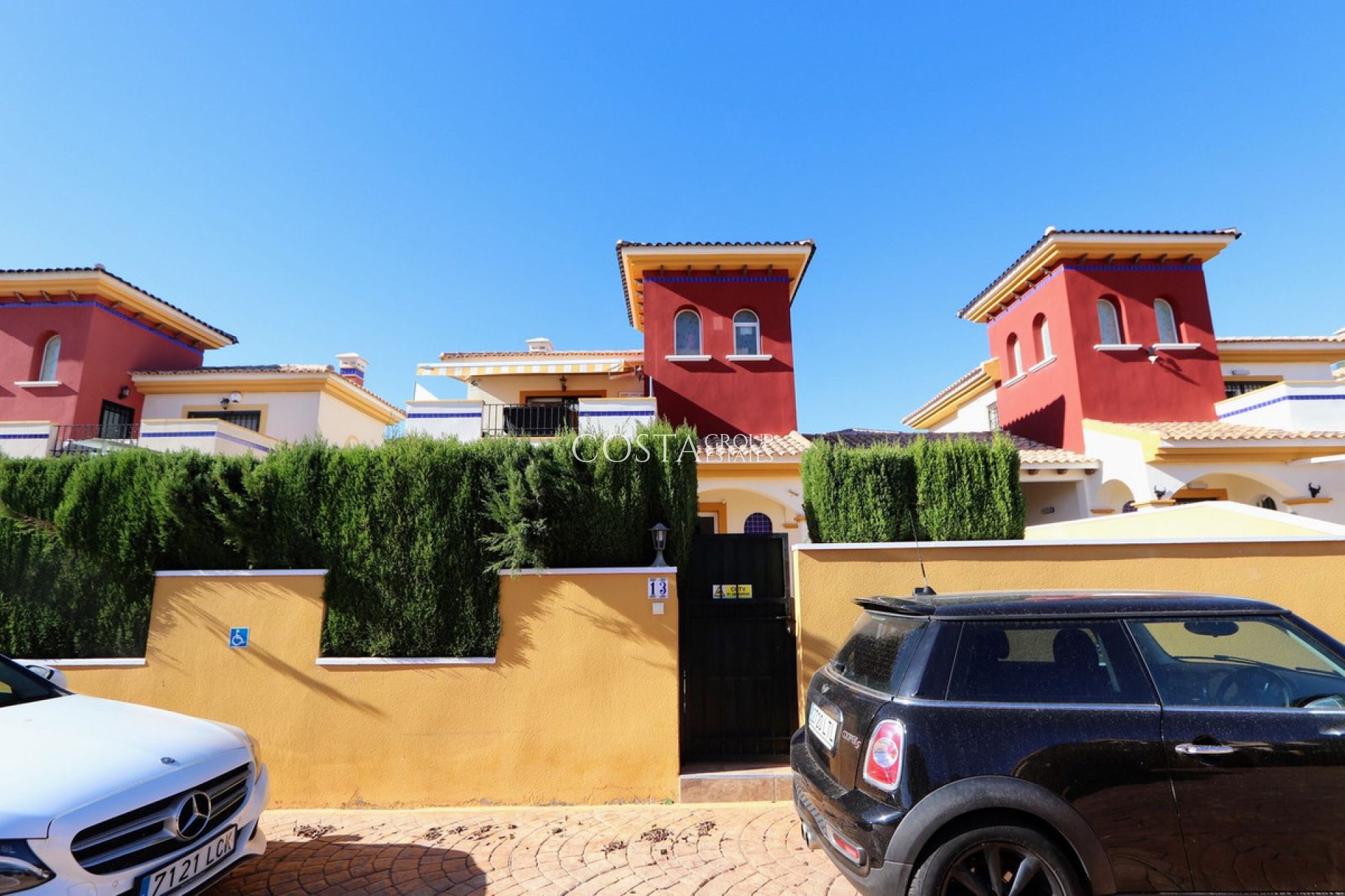 Wiederverkauf - Villa -
Orihuela Costa - Lomas de Cabo Roig
