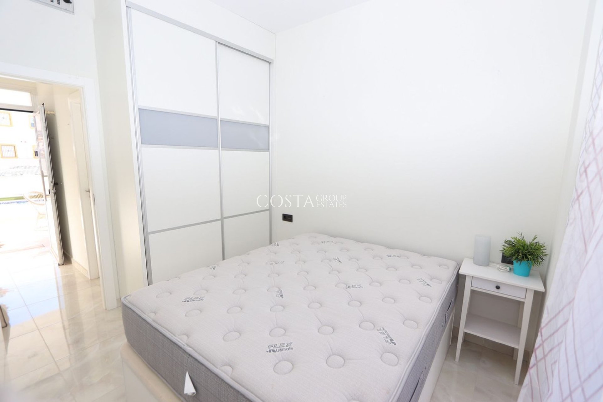 Wiederverkauf - Villa -
Orihuela Costa - Lomas de Cabo Roig