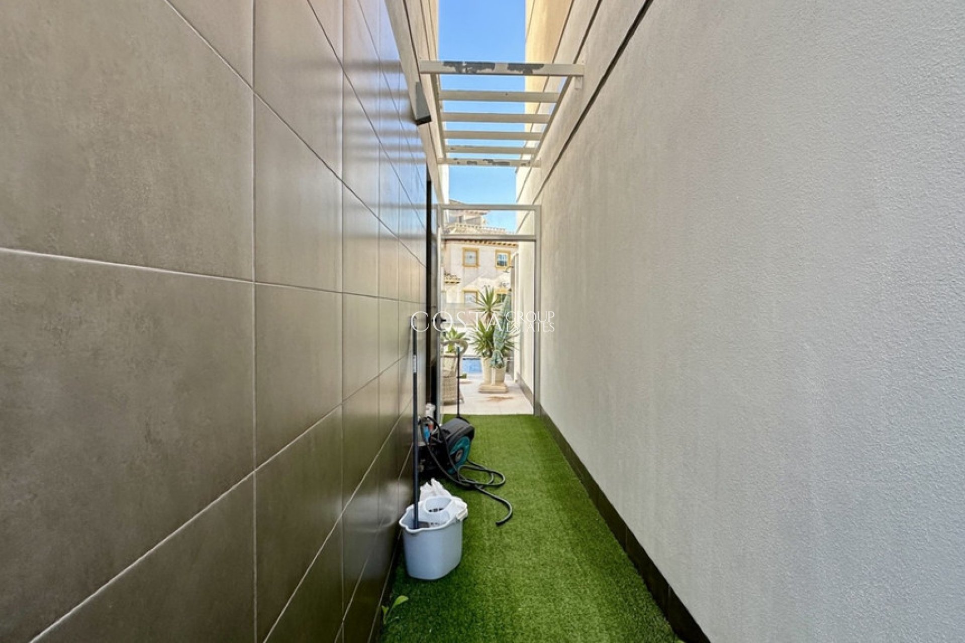 Wiederverkauf - Villa -
Orihuela Costa - Lomas de Cabo Roig