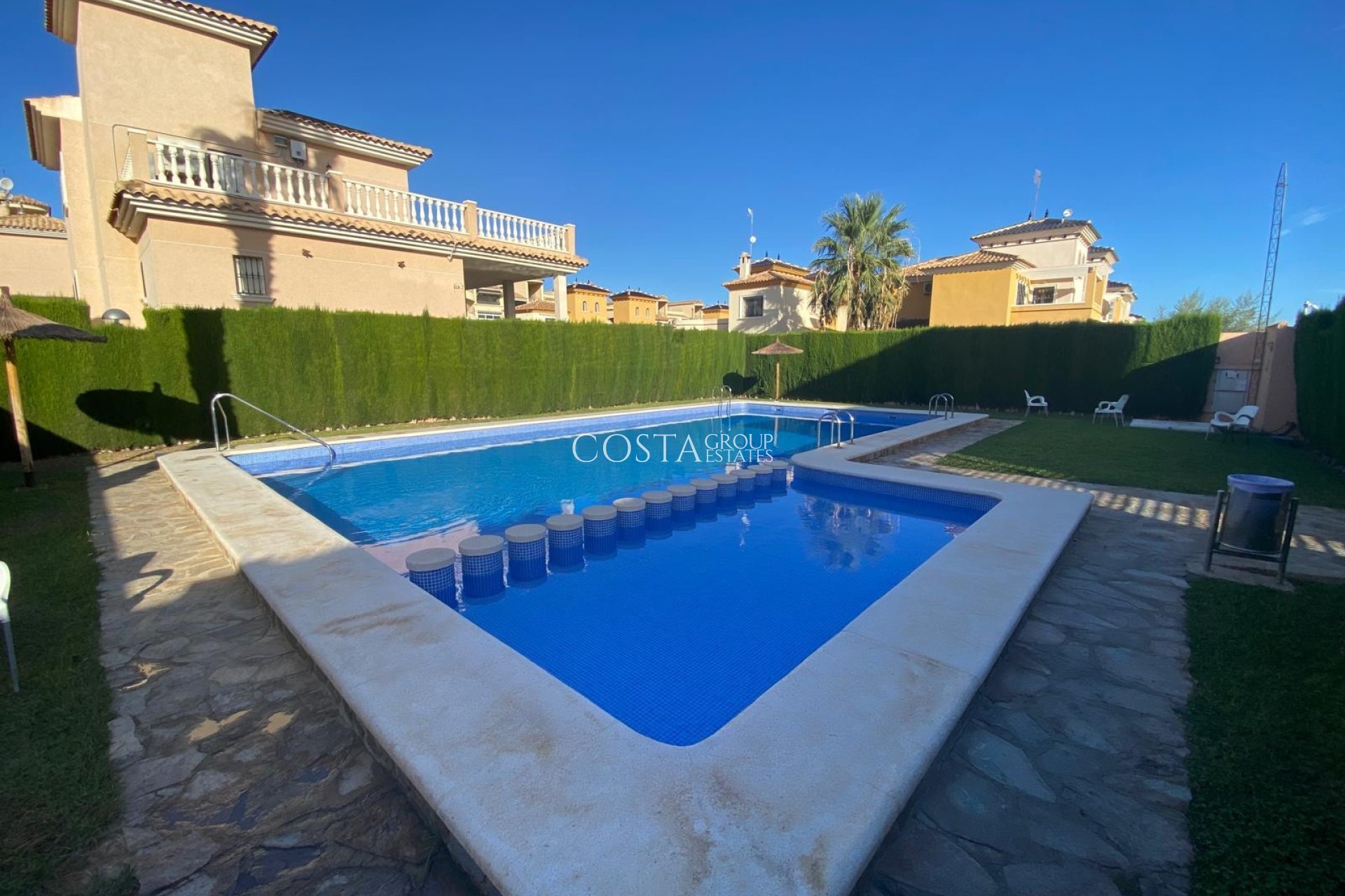 Wiederverkauf - Villa -
Orihuela Costa - Los Altos