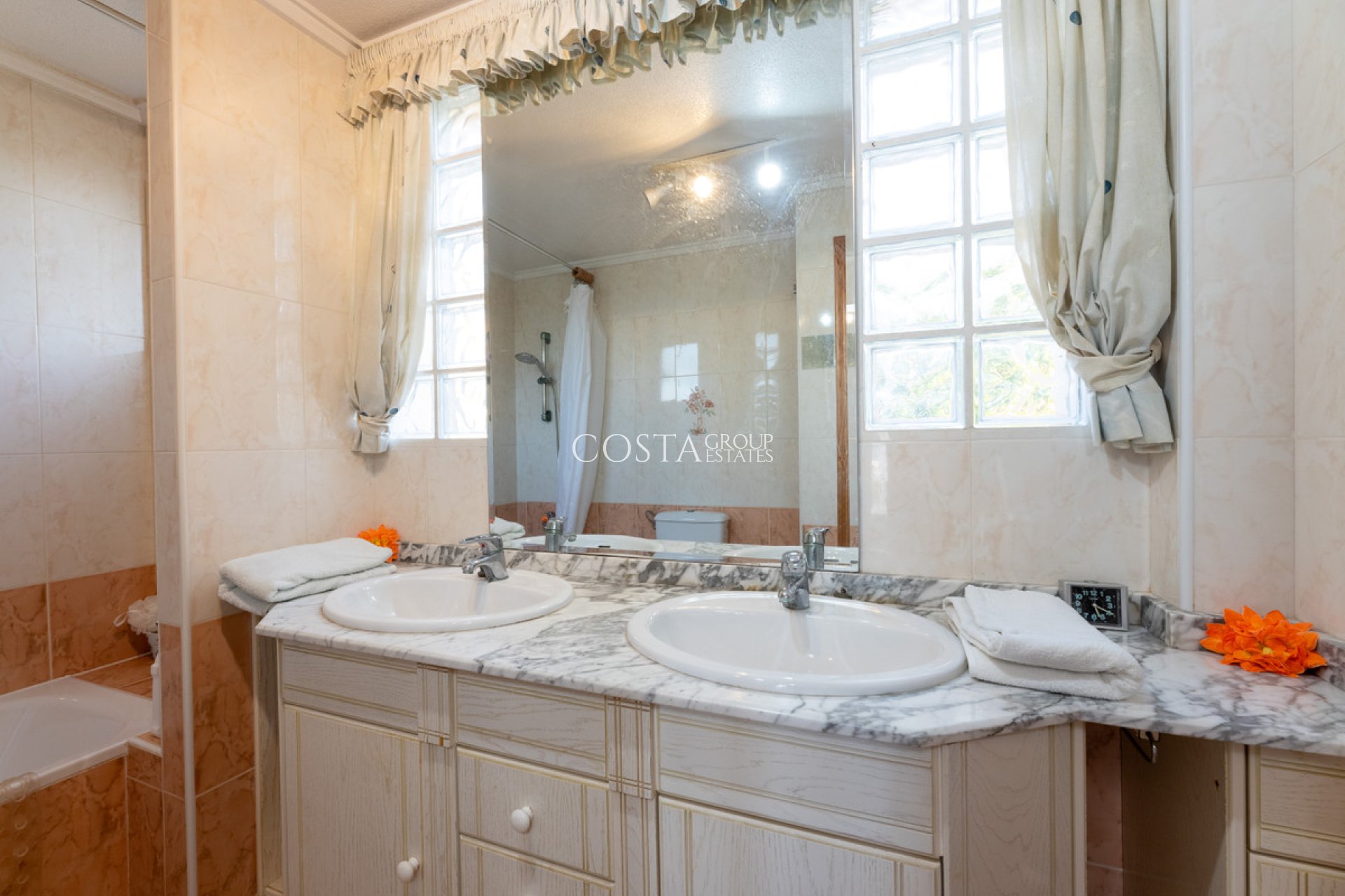 Wiederverkauf - Villa -
Orihuela Costa - Los Altos