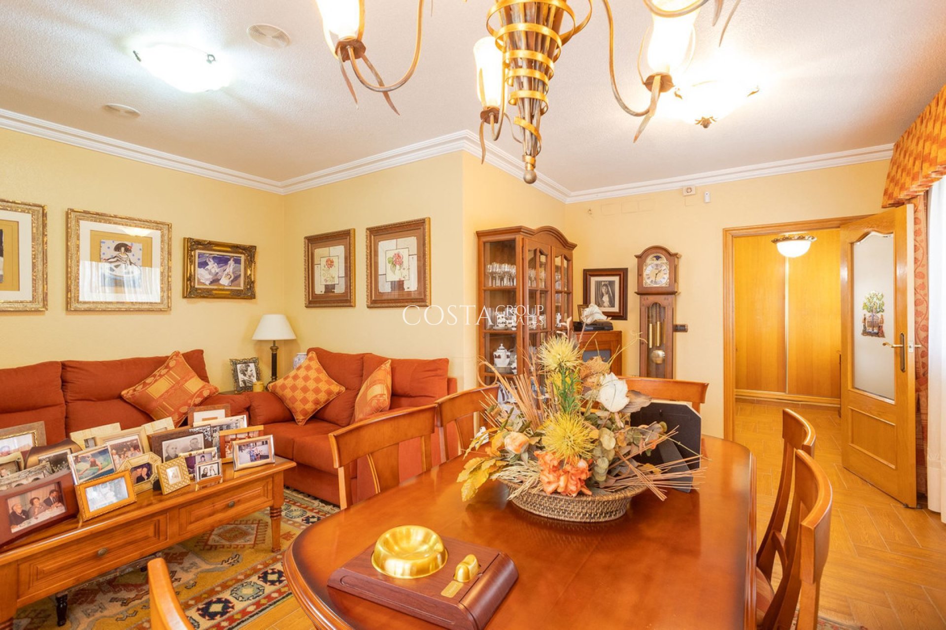 Wiederverkauf - Villa -
Orihuela Costa - Los Altos