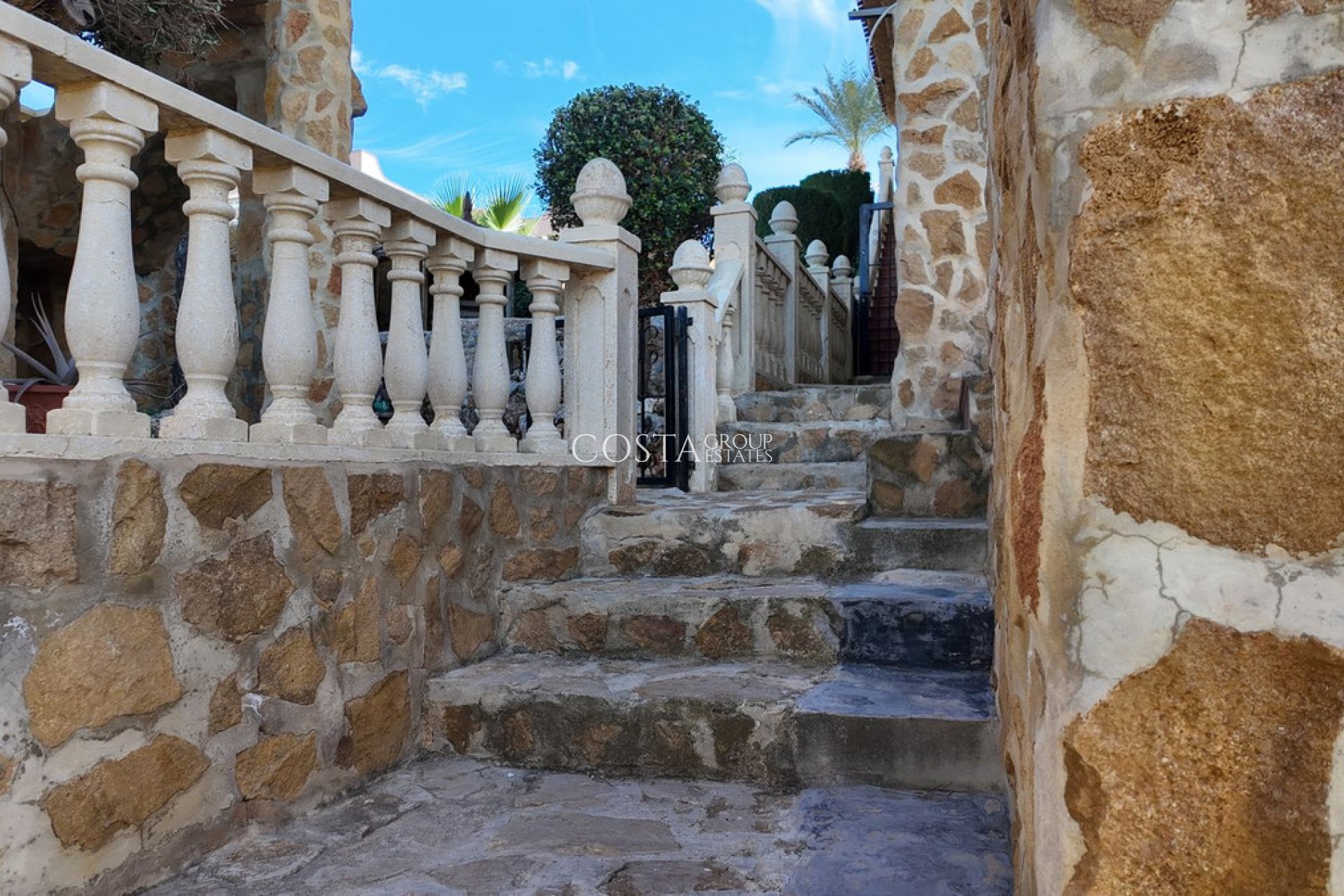 Wiederverkauf - Villa -
Orihuela Costa - Los Balcones