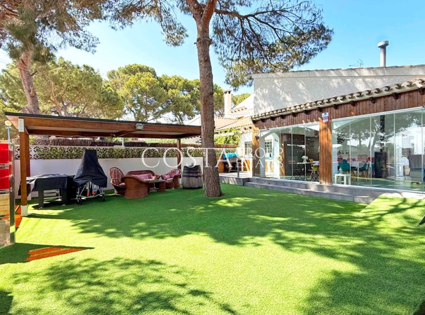 Wiederverkauf - Villa -
Orihuela Costa - Punta Prima