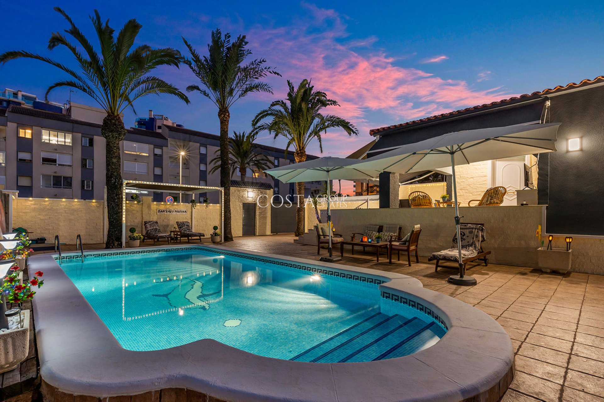 Wiederverkauf - Villa -
Orihuela Costa - Rocio del Mar