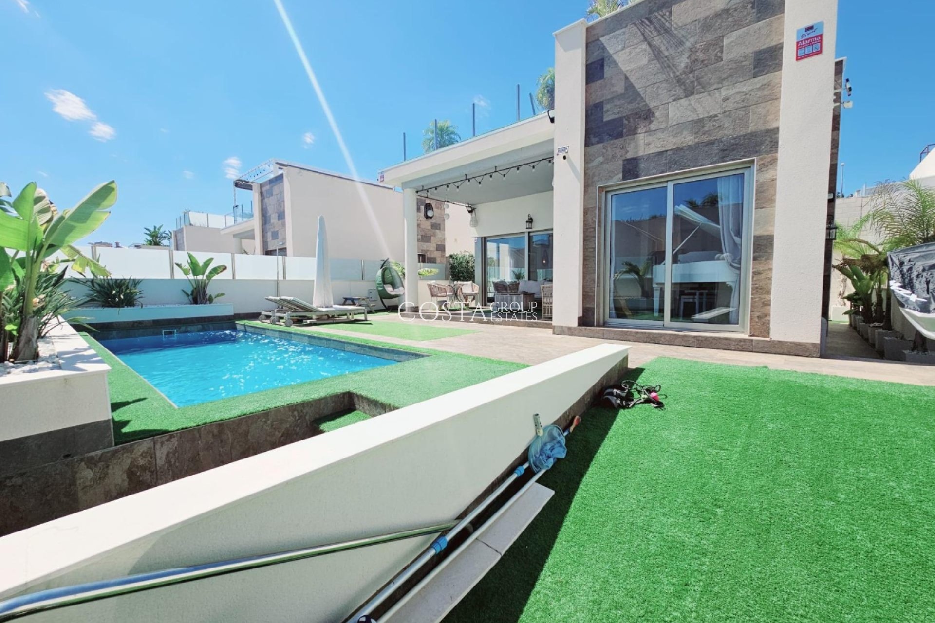Wiederverkauf - Villa -
Orihuela Costa - Villamartín