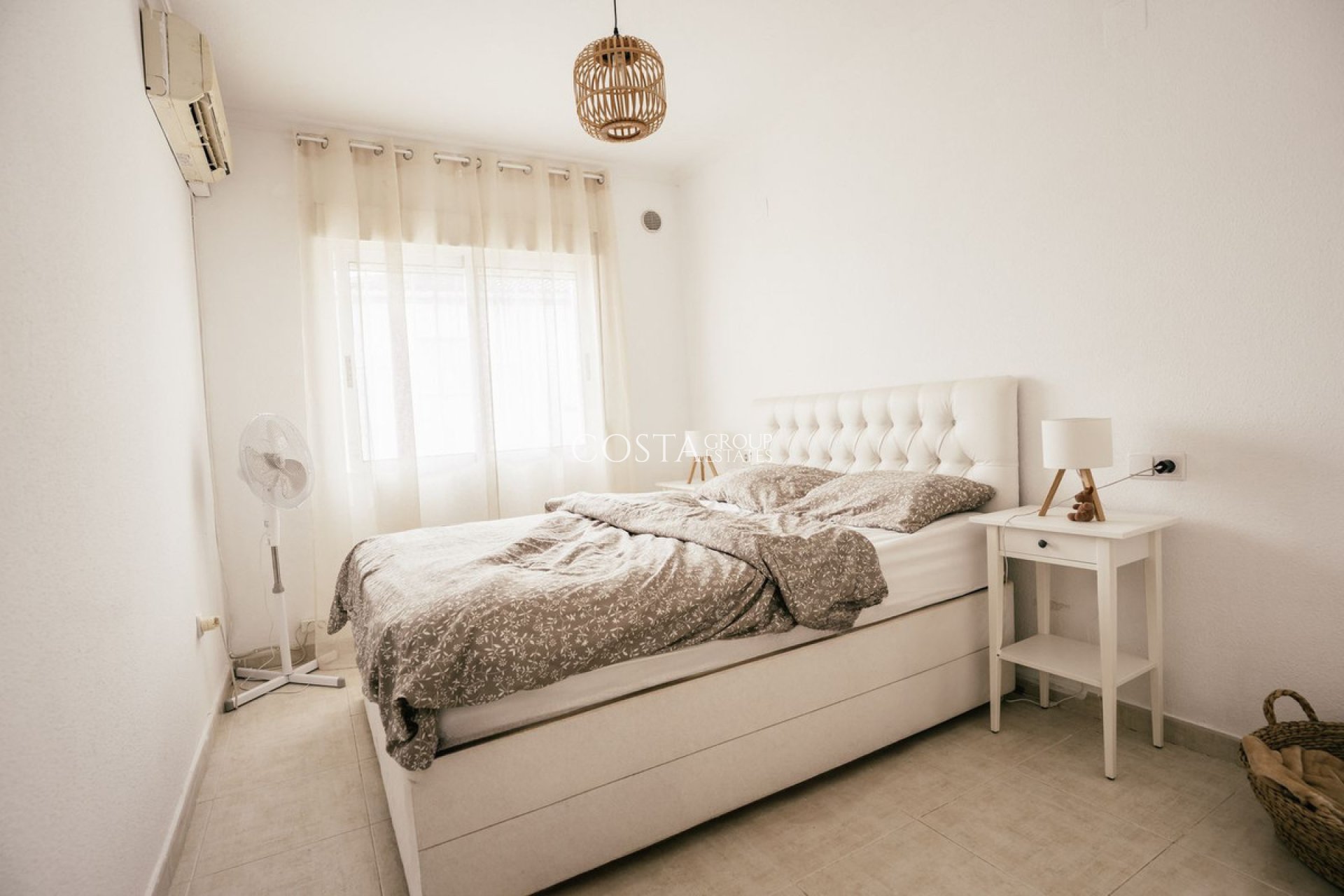 Wiederverkauf - Villa -
Orihuela Costa - Villamartin