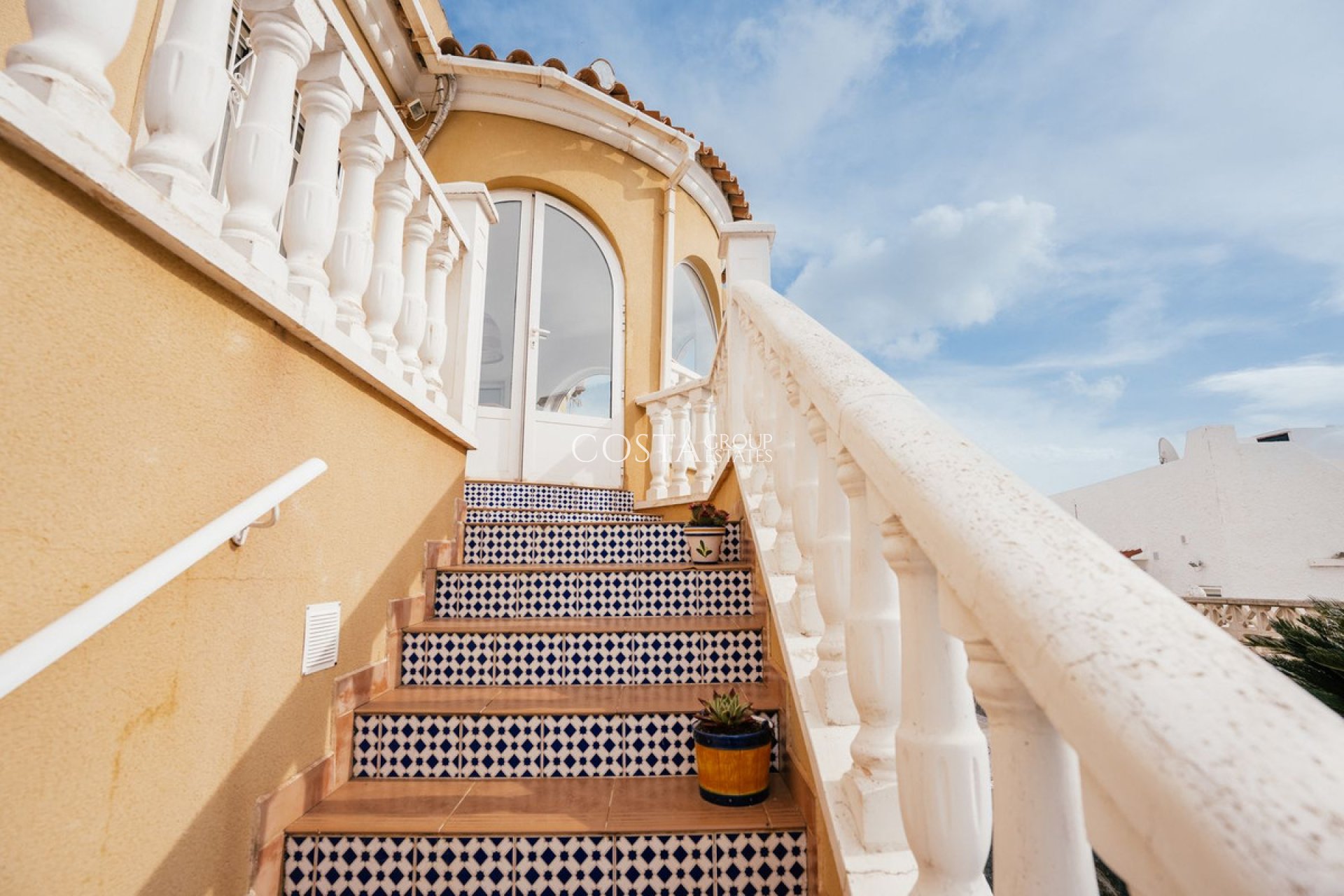 Wiederverkauf - Villa -
Orihuela Costa - Villamartin