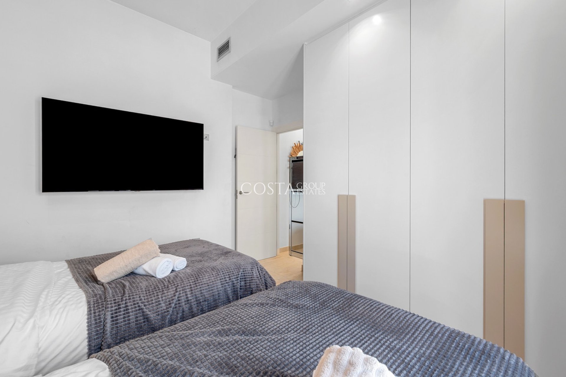 Wiederverkauf - Villa -
Orihuela Costa - Villamartin