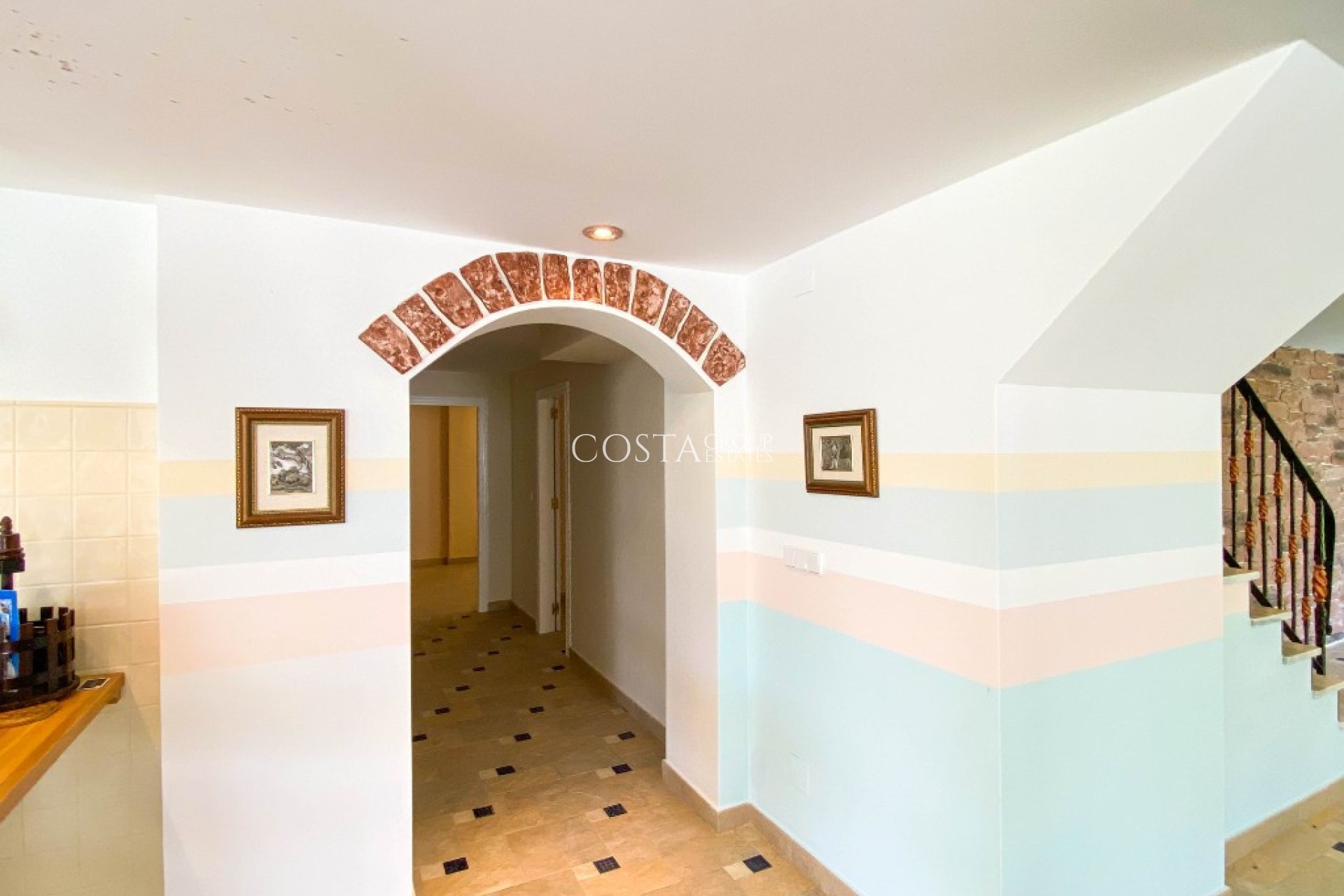 Wiederverkauf - Villa -
Orihuela Costa - Villamartin