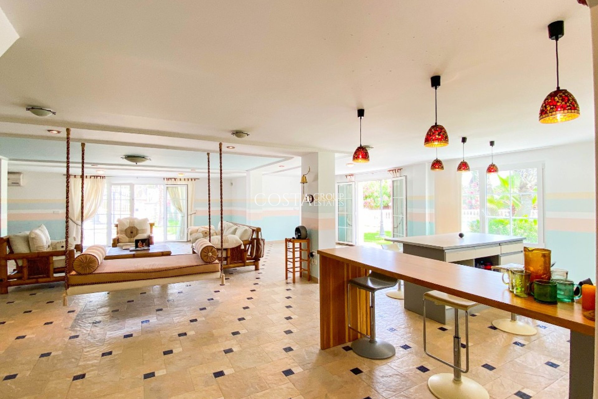 Wiederverkauf - Villa -
Orihuela Costa - Villamartin