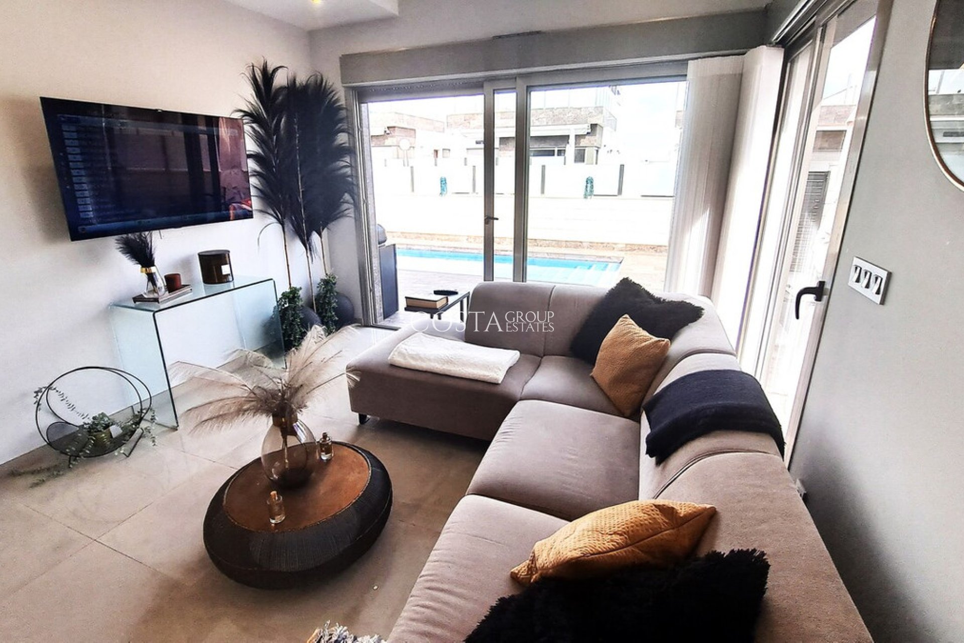 Wiederverkauf - Villa -
Orihuela Costa - Villamartin