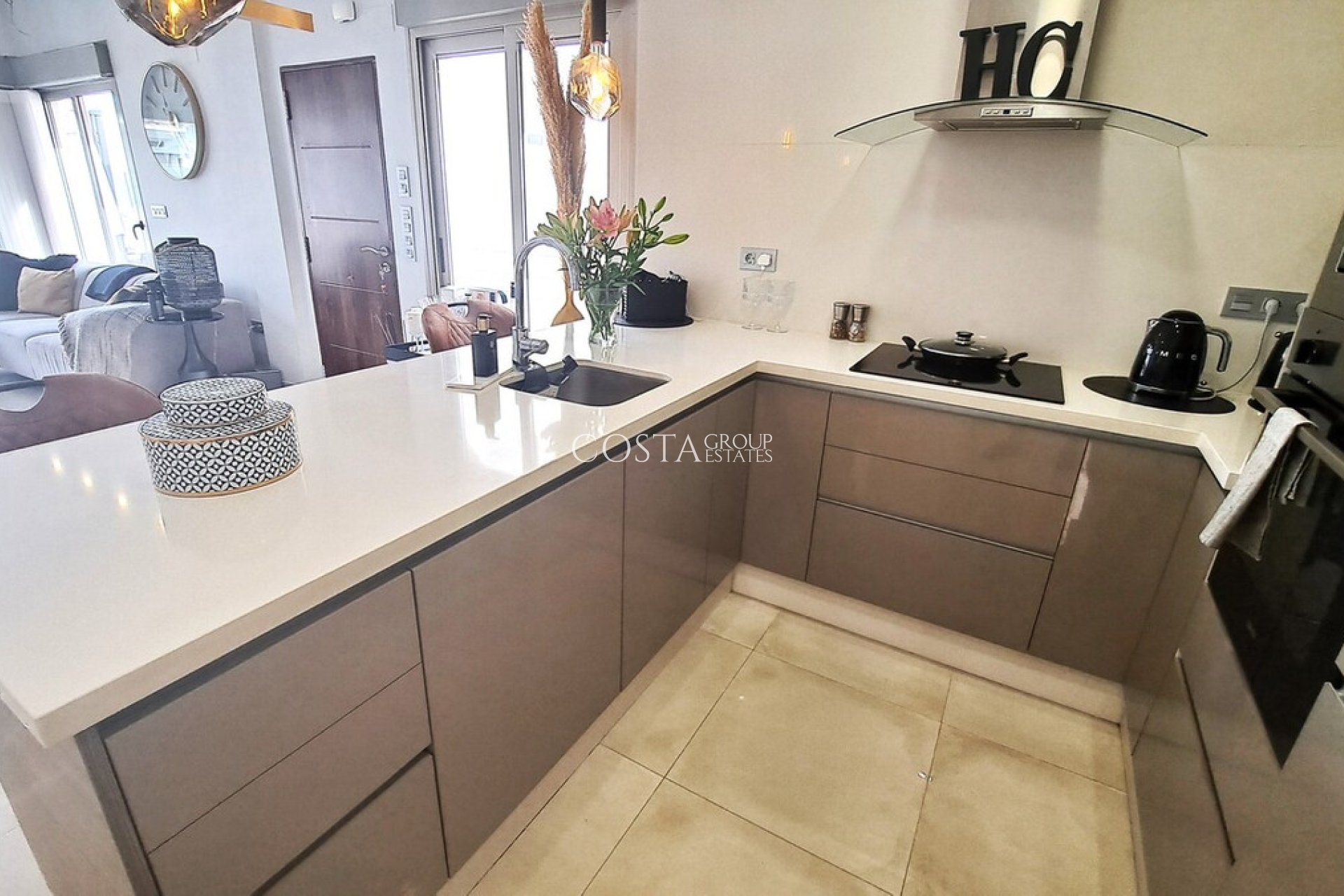 Wiederverkauf - Villa -
Orihuela Costa - Villamartin