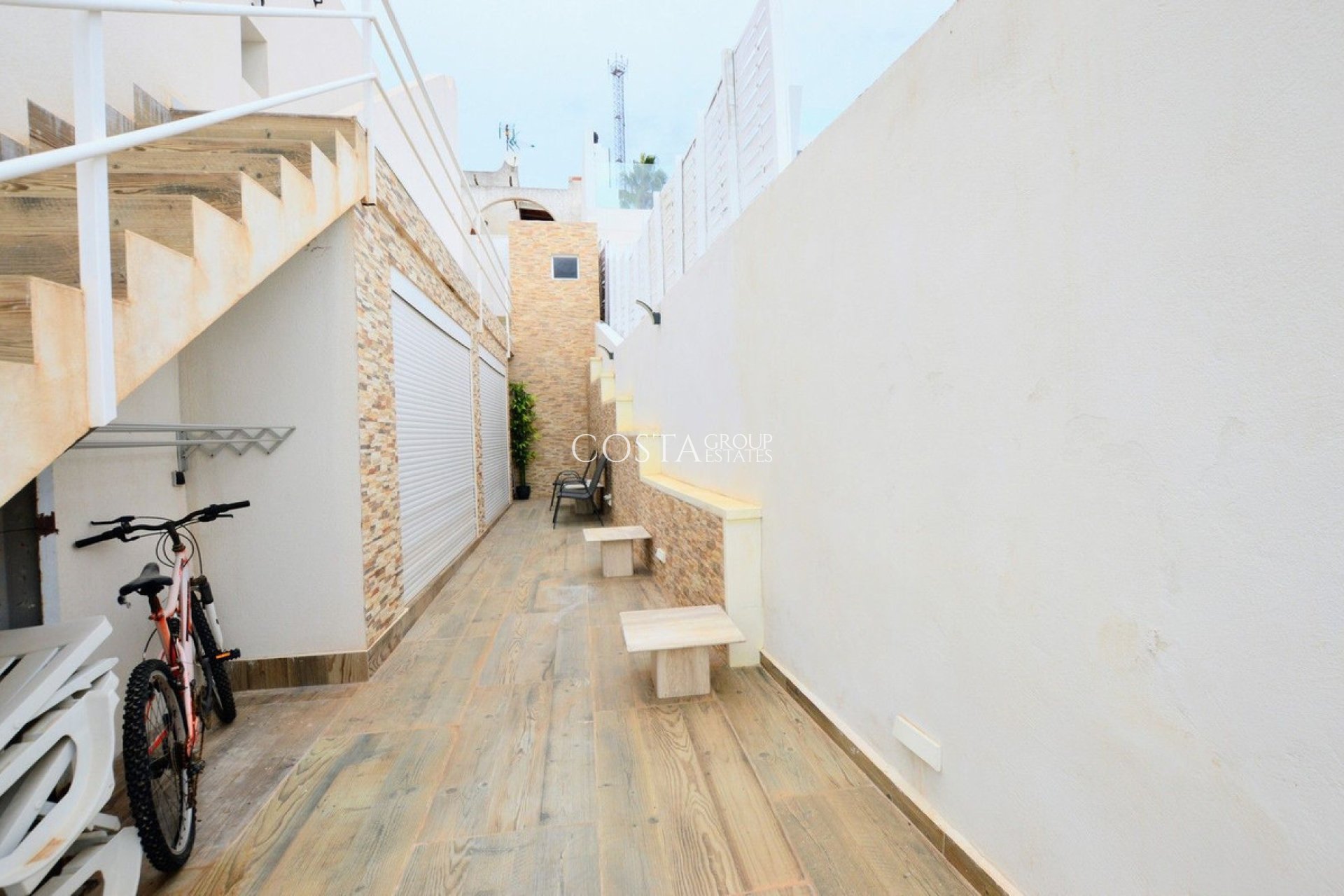 Wiederverkauf - Villa -
Orihuela Costa - Villamartin