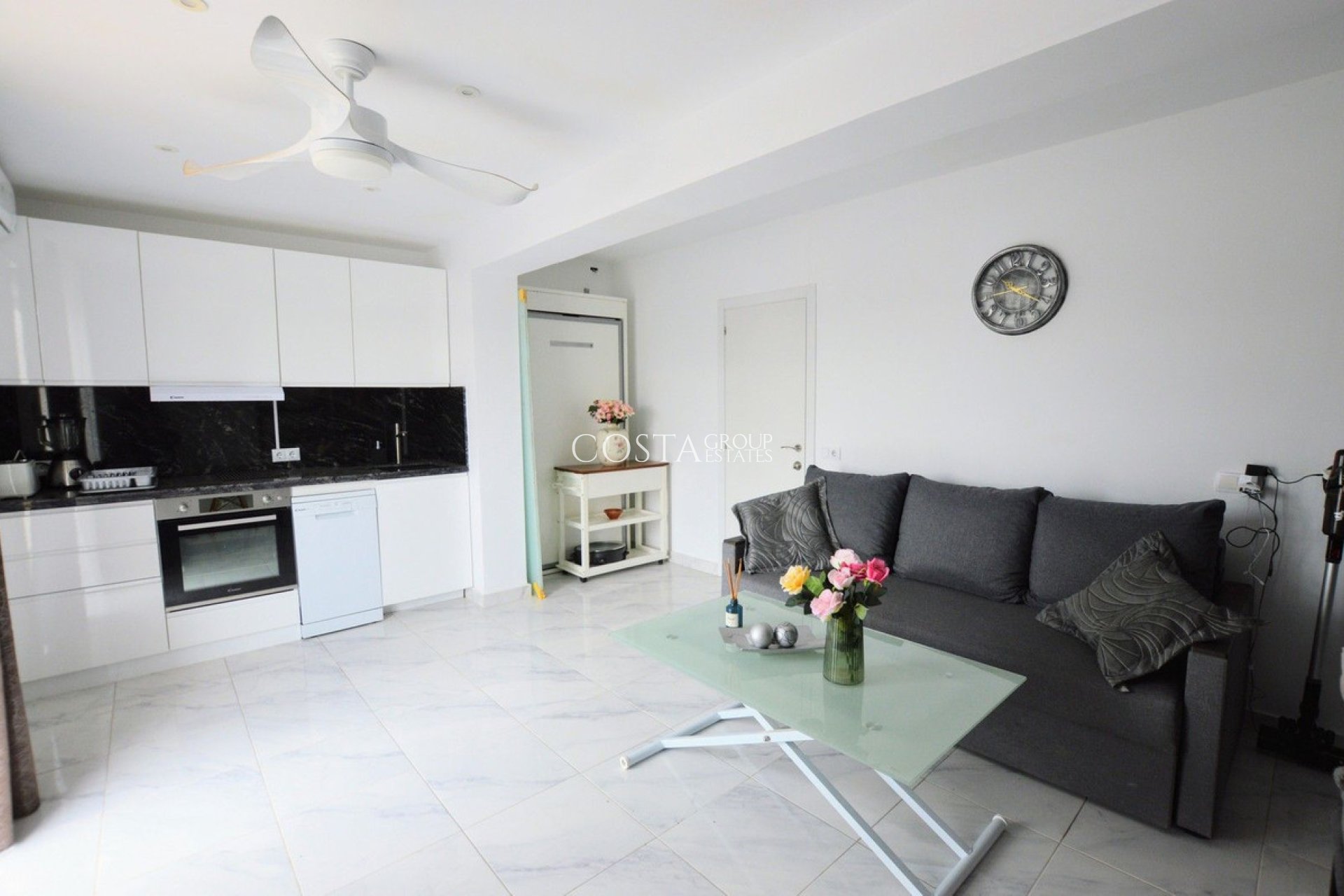 Wiederverkauf - Villa -
Orihuela Costa - Villamartin