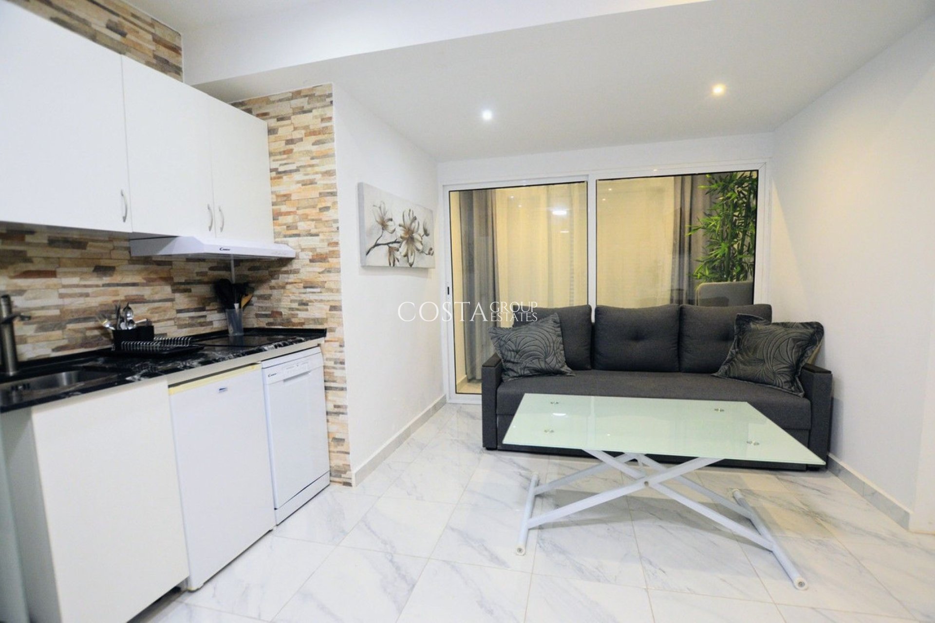 Wiederverkauf - Villa -
Orihuela Costa - Villamartin