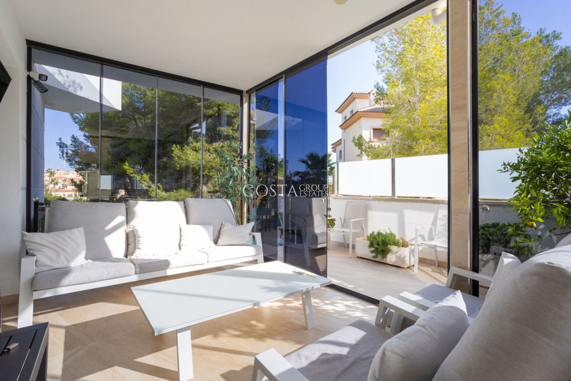 Wiederverkauf - Villa -
Orihuela Costa - Villamartin