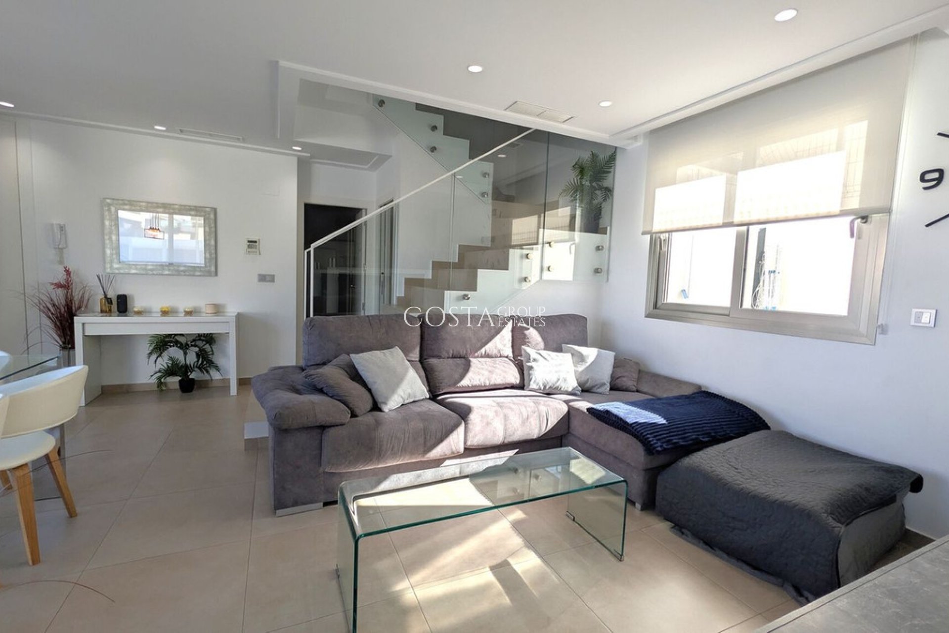 Wiederverkauf - Villa -
Orihuela Costa - Villamartin