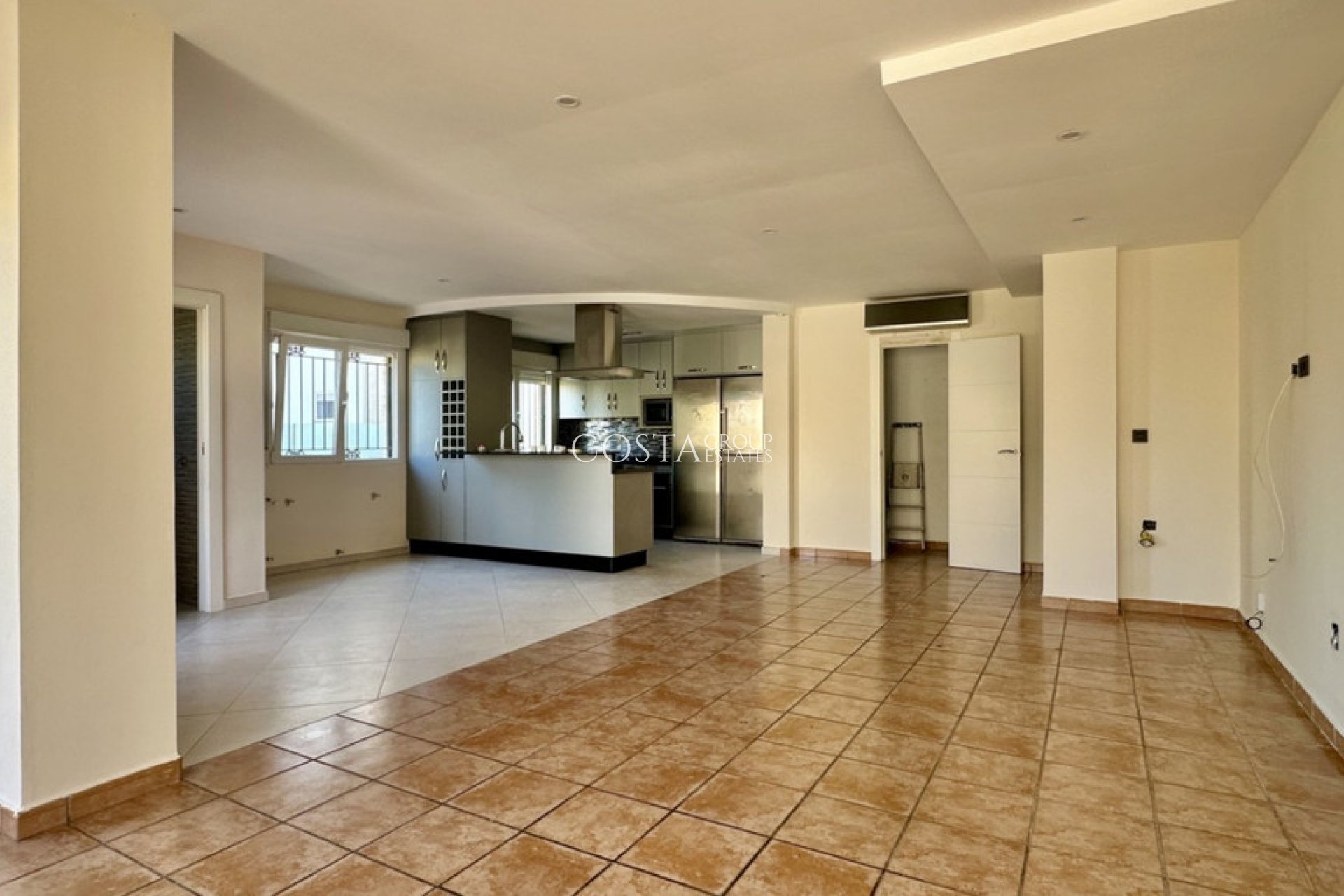 Wiederverkauf - Villa -
Orihuela Costa - Villamartin