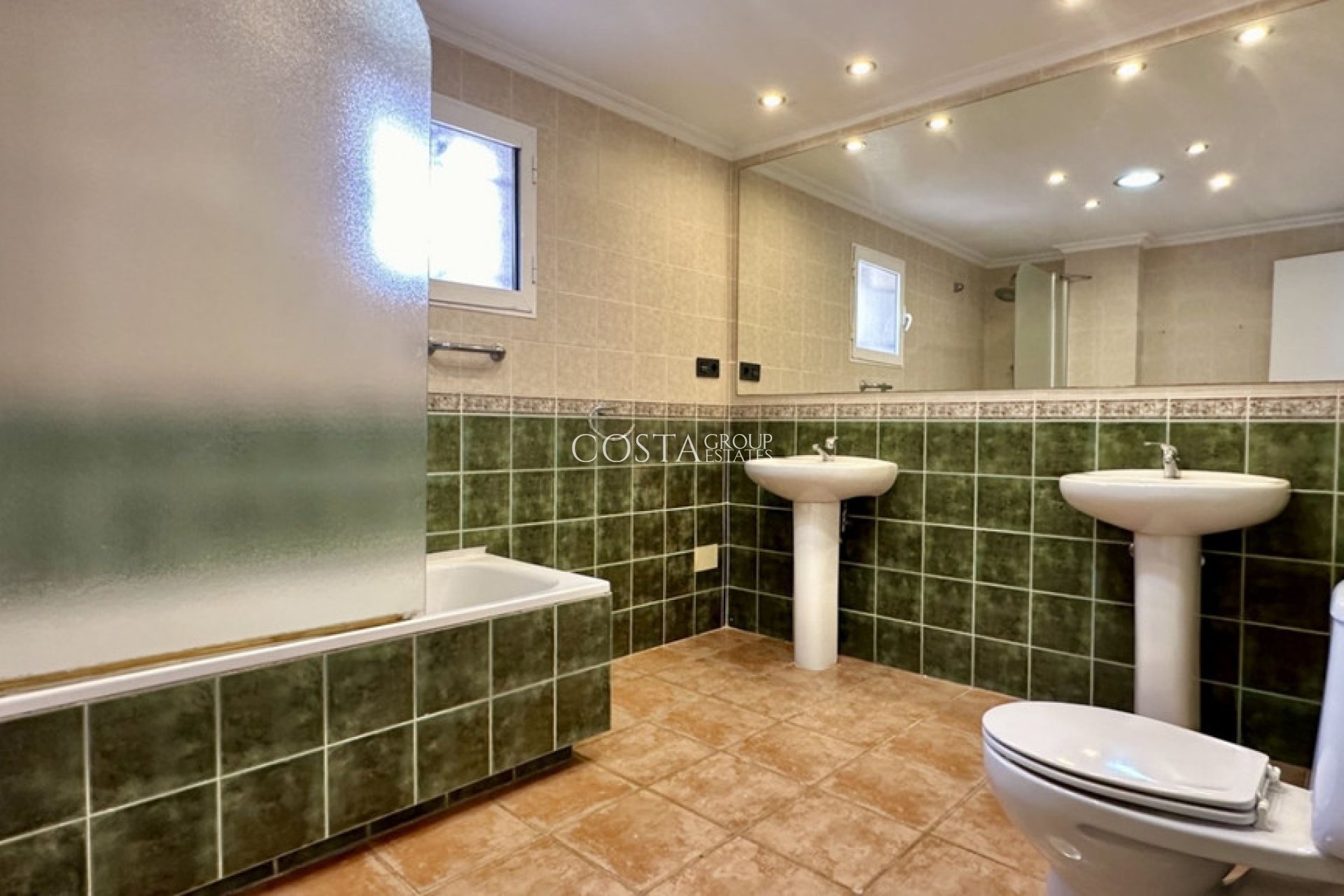 Wiederverkauf - Villa -
Orihuela Costa - Villamartin