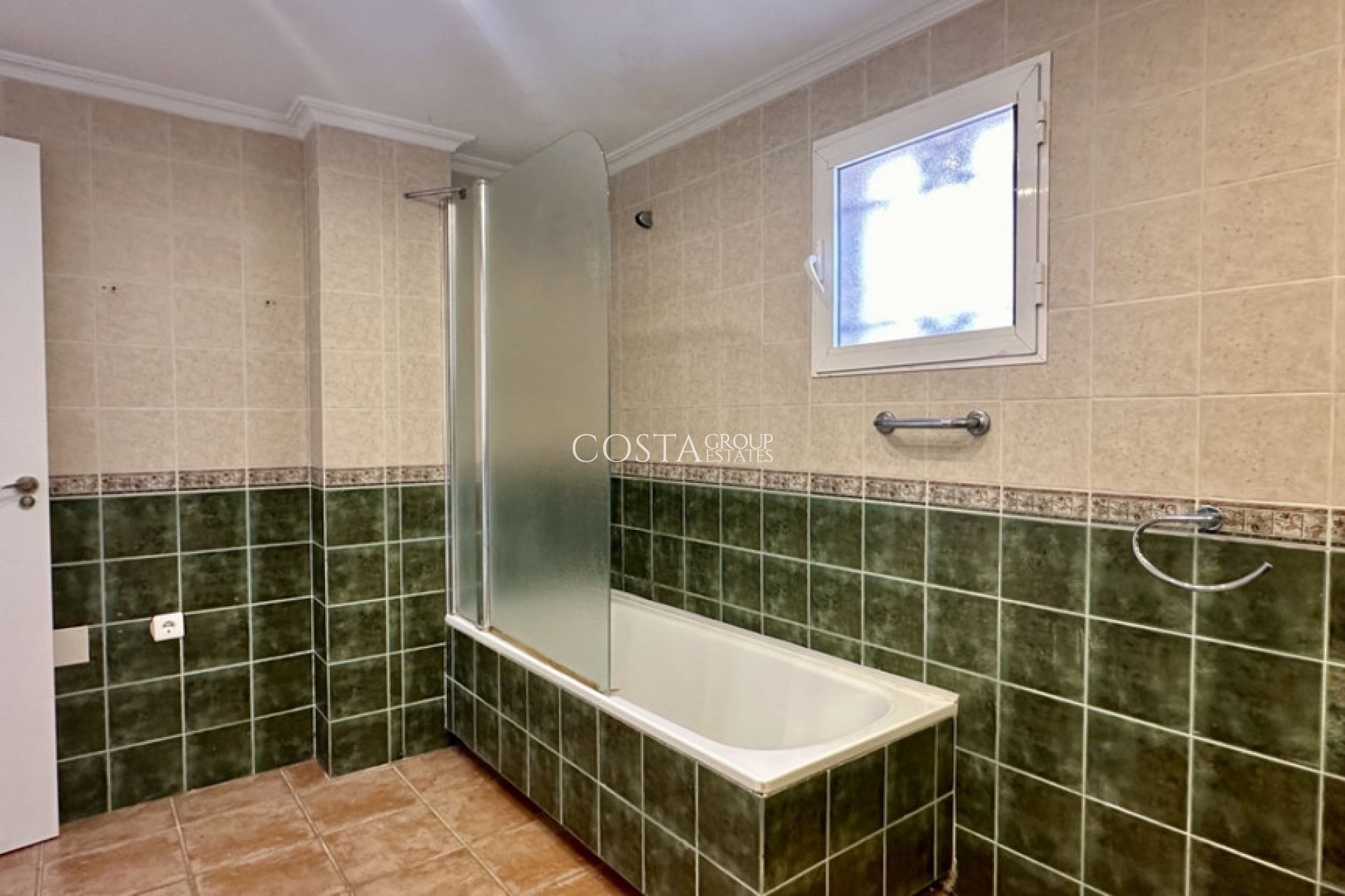 Wiederverkauf - Villa -
Orihuela Costa - Villamartin