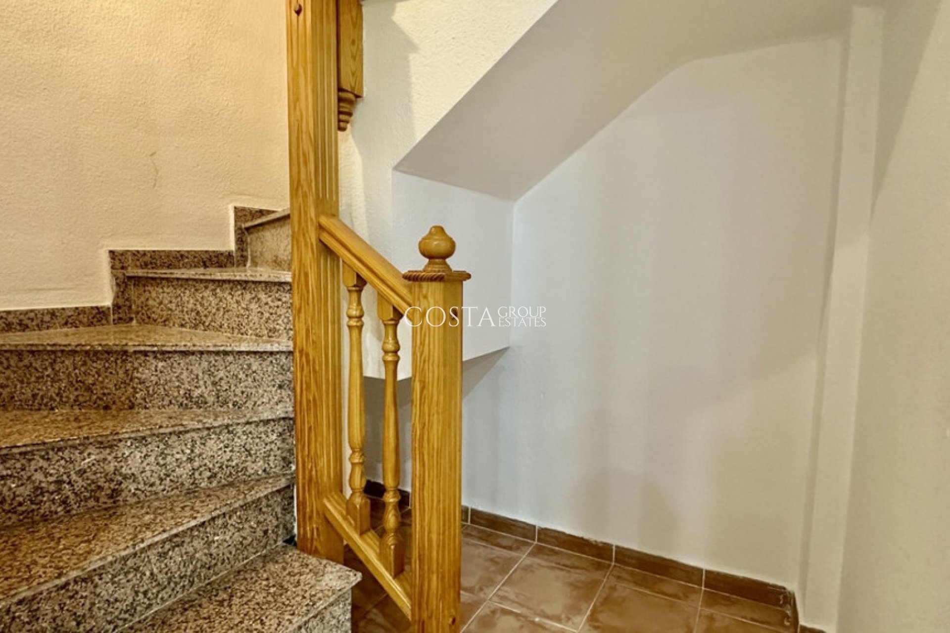 Wiederverkauf - Villa -
Orihuela Costa - Villamartin