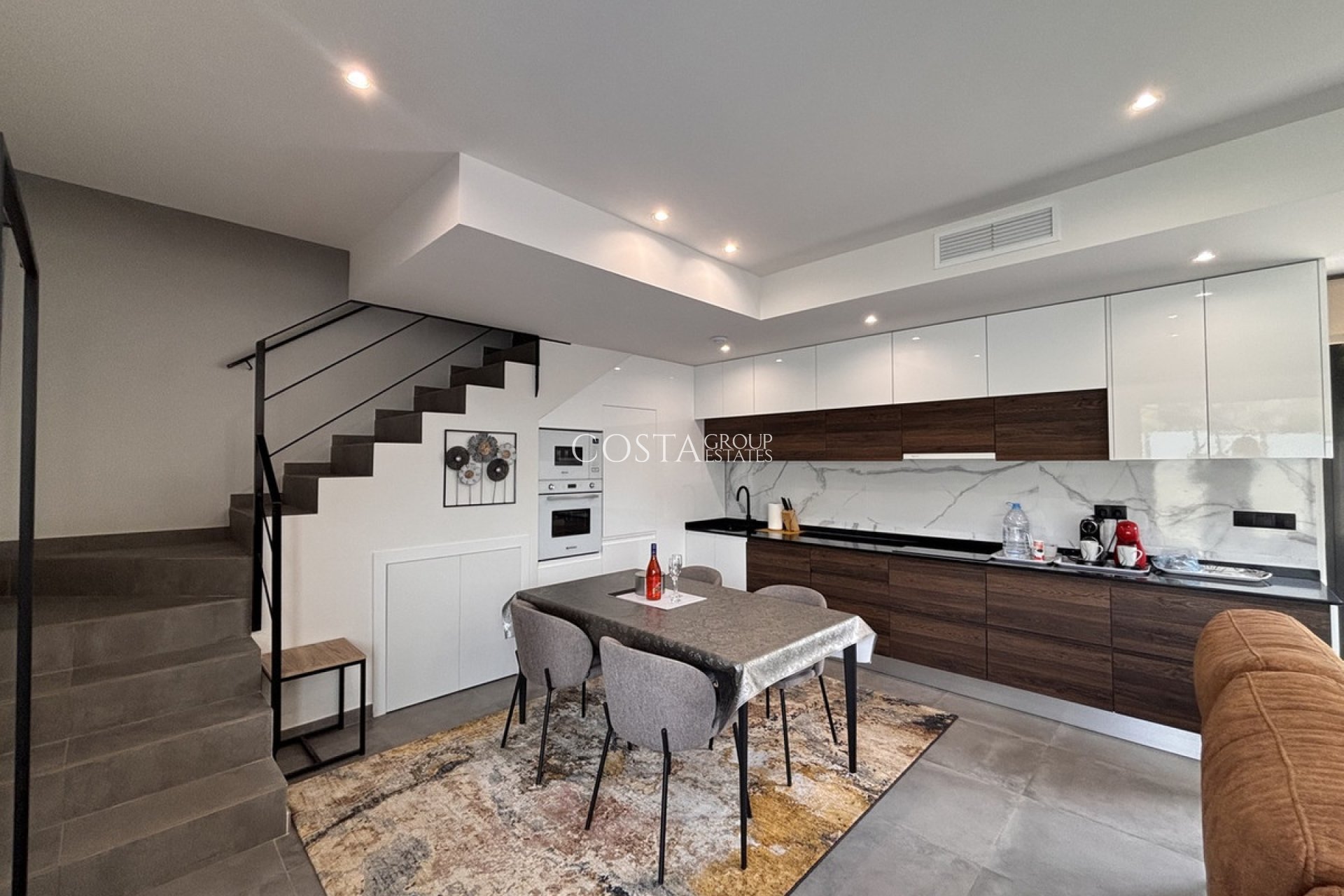 Wiederverkauf - Villa -
Orihuela Costa - Villamartin