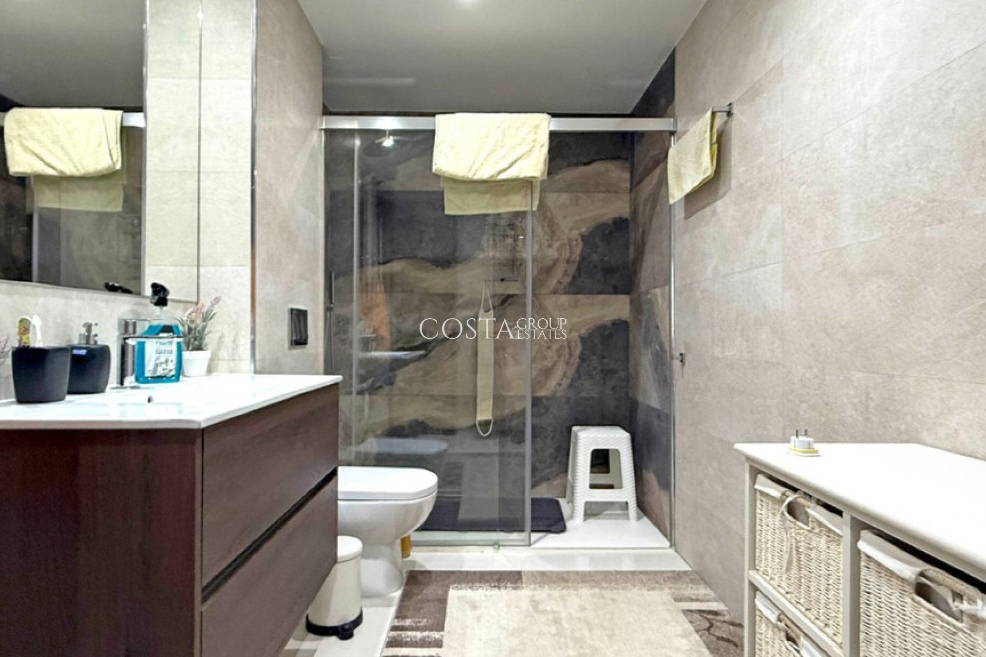 Wiederverkauf - Villa -
Orihuela Costa - Villamartin