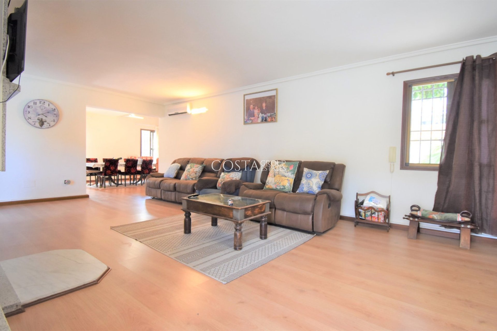 Wiederverkauf - Villa -
Orihuela Costa - Villamartin