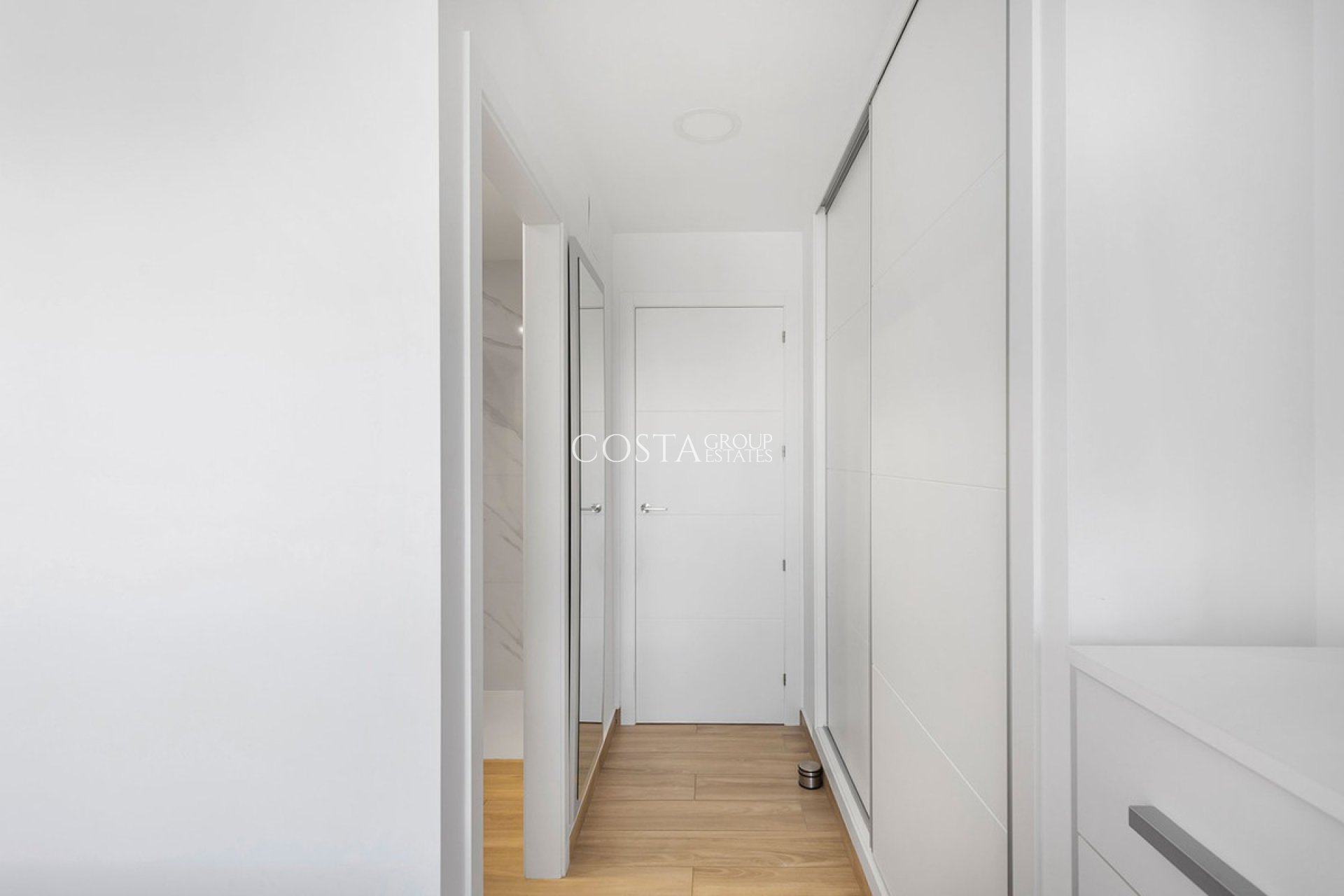 Wiederverkauf - Villa -
Orihuela Costa - Vista Bella Golf