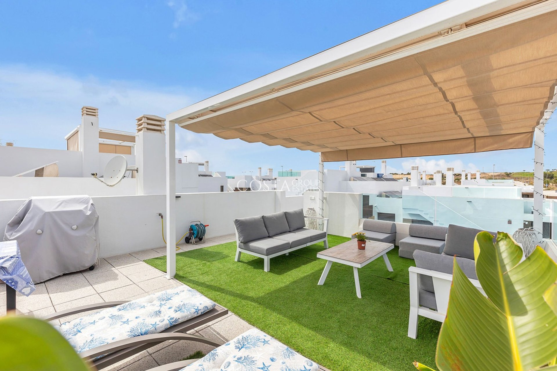 Wiederverkauf - Villa -
Orihuela Costa - Vista Bella Golf