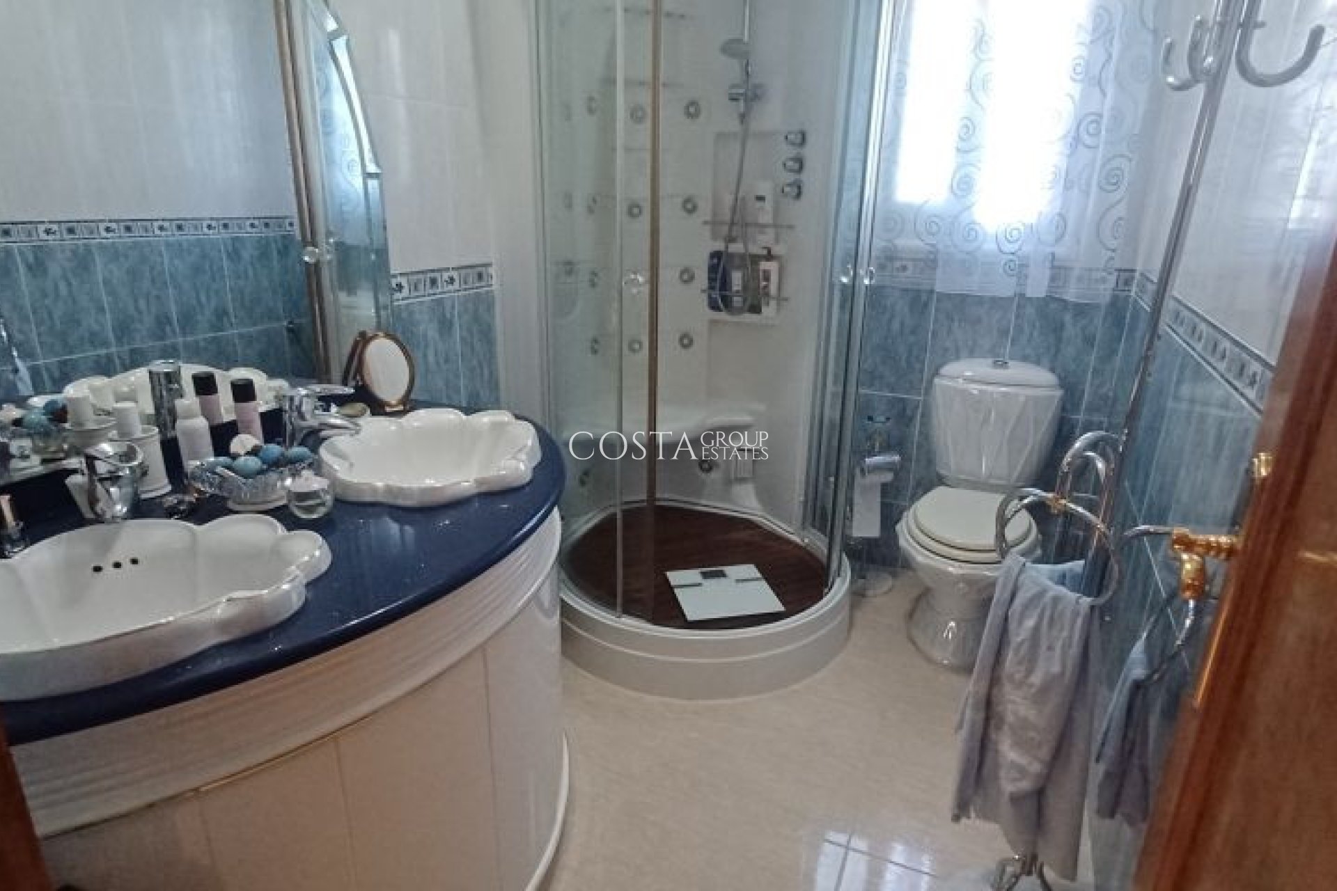 Wiederverkauf - Villa -
Orihuela Costa