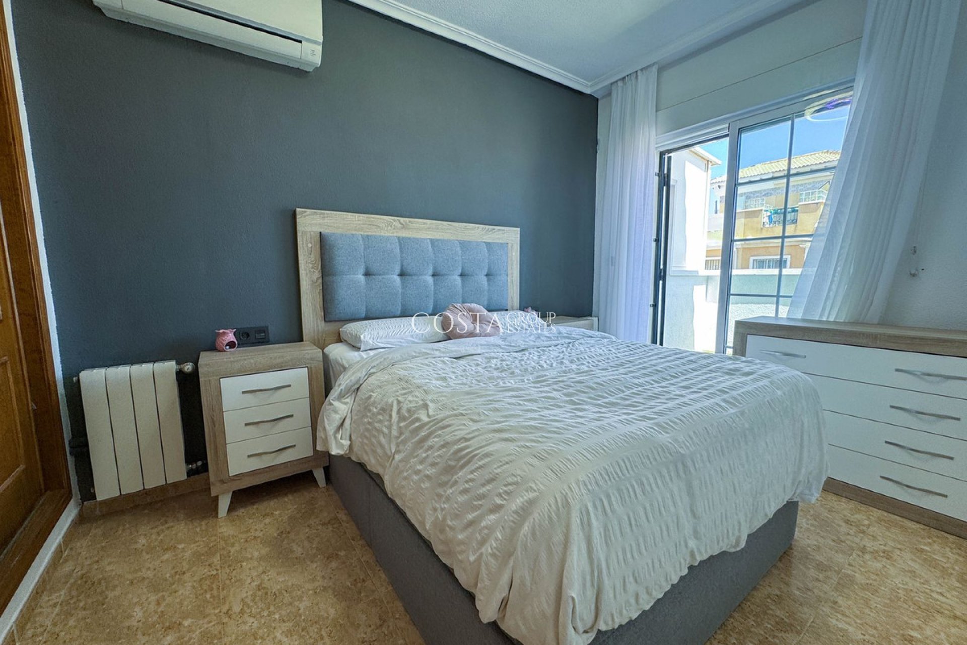 Wiederverkauf - Villa -
Orihuela Costa