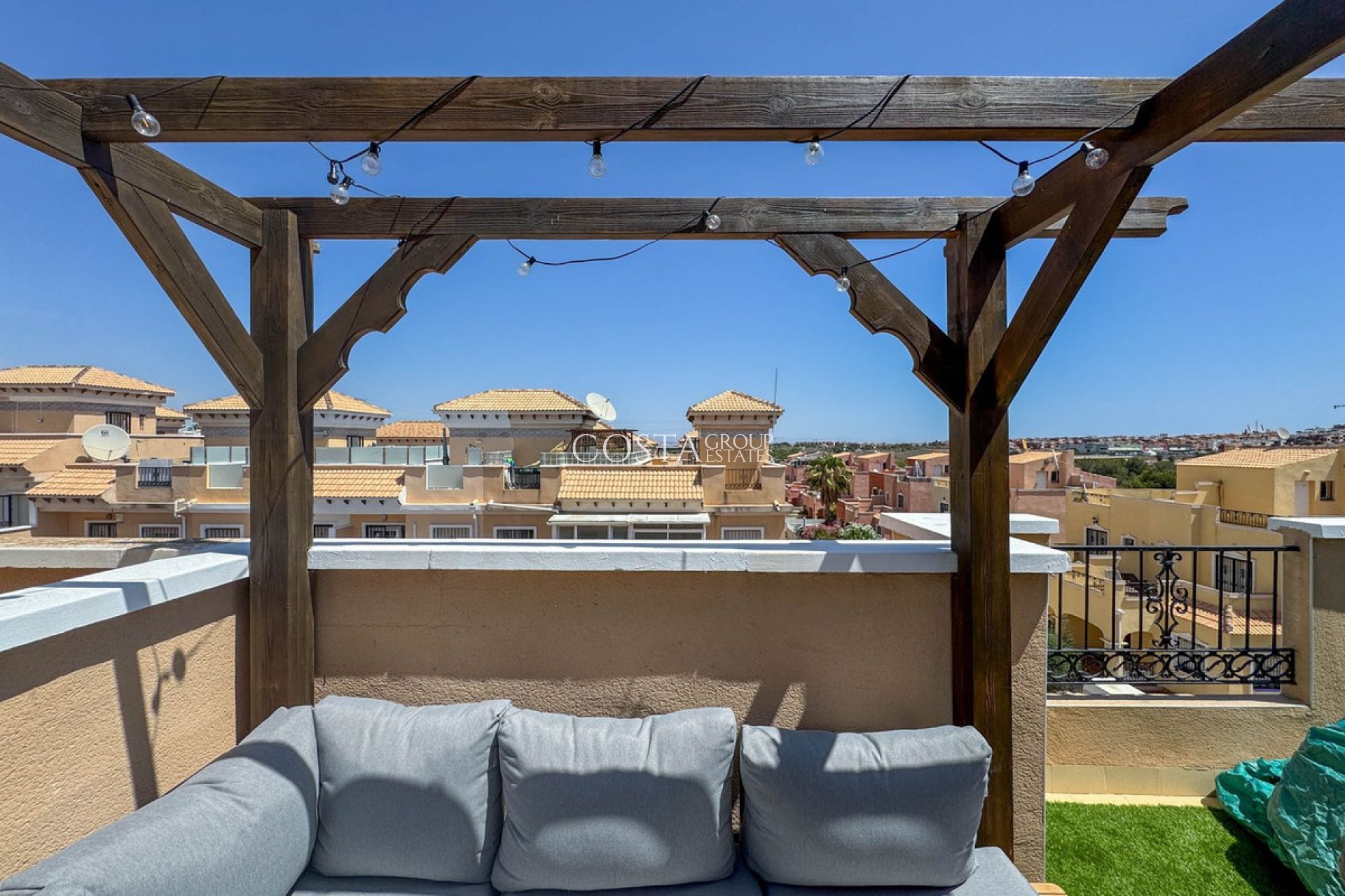 Wiederverkauf - Villa -
Orihuela Costa